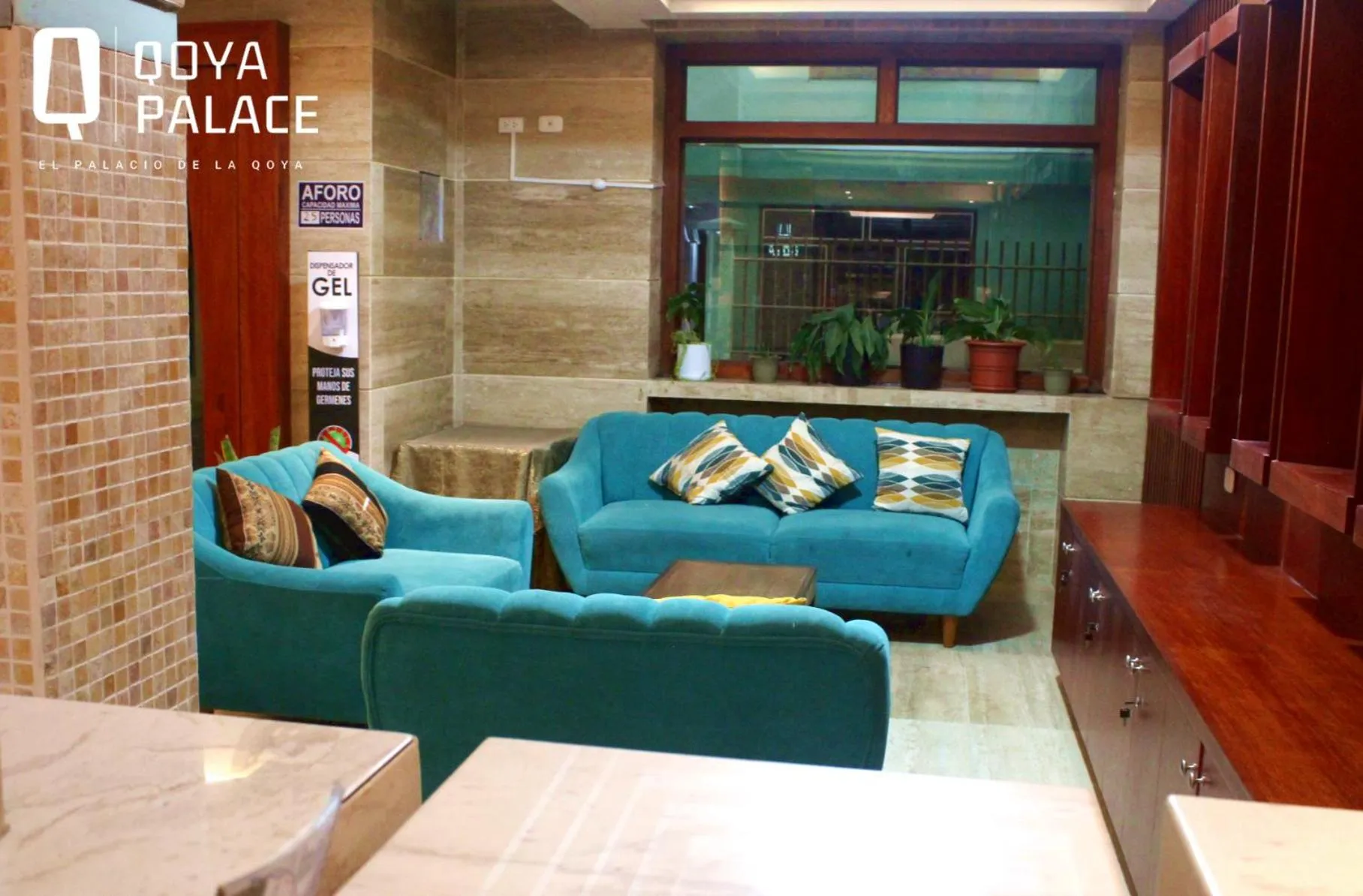 Living room in Hotel Qoya Palace - Machupicchu