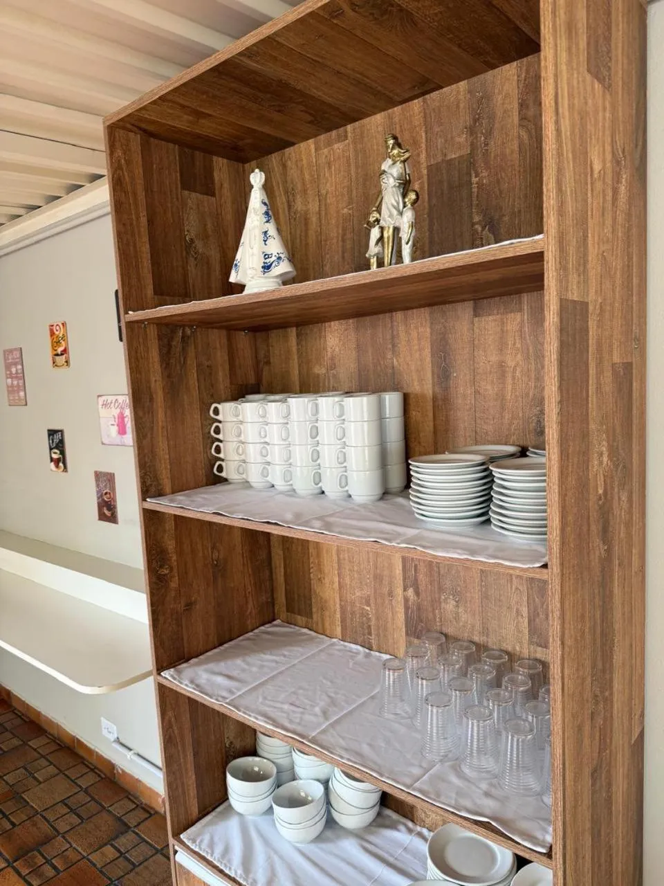 Restaurant/places to eat in Esquina Batel - Hotel Econômico