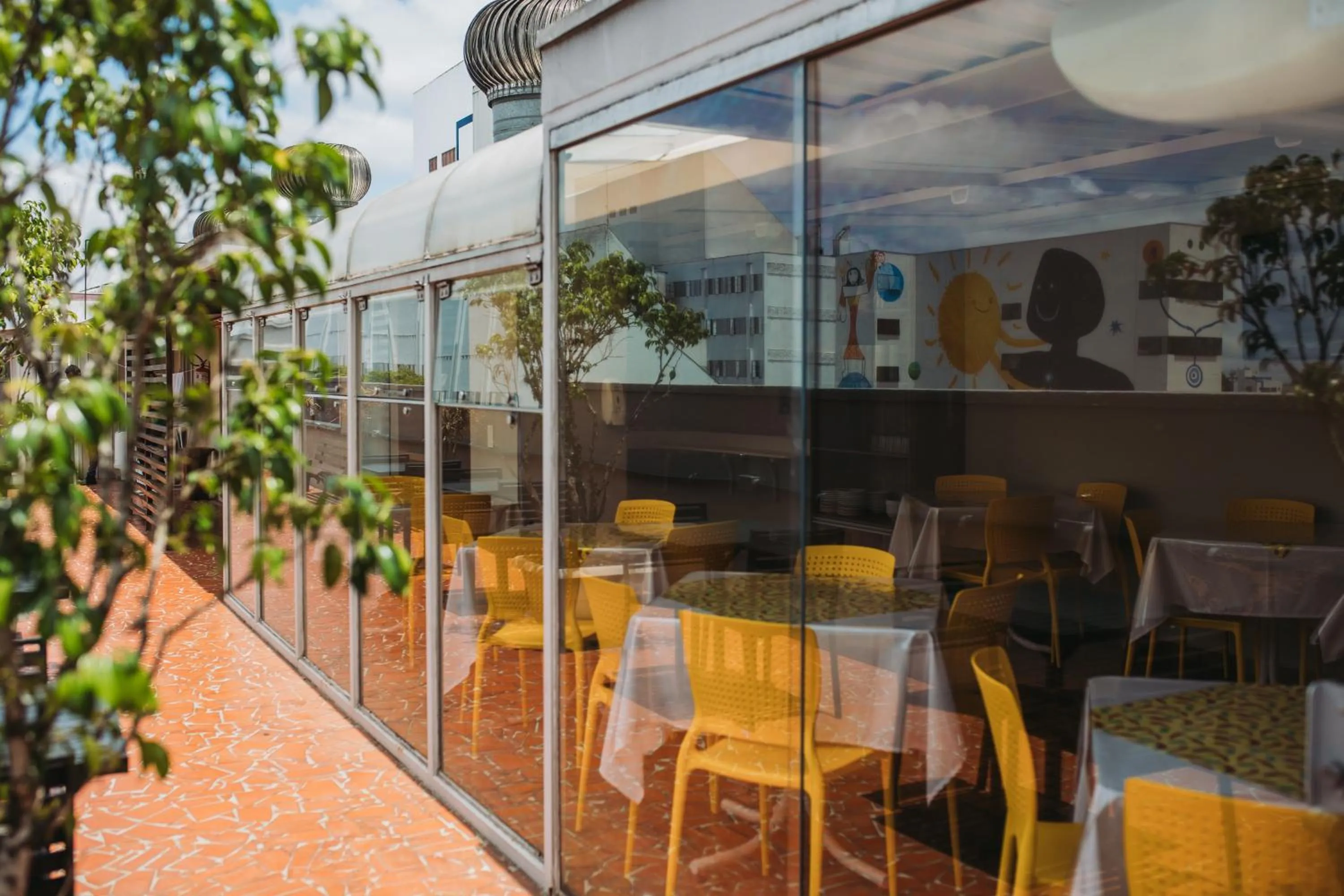 Esquina Batel - Hotel Econômico