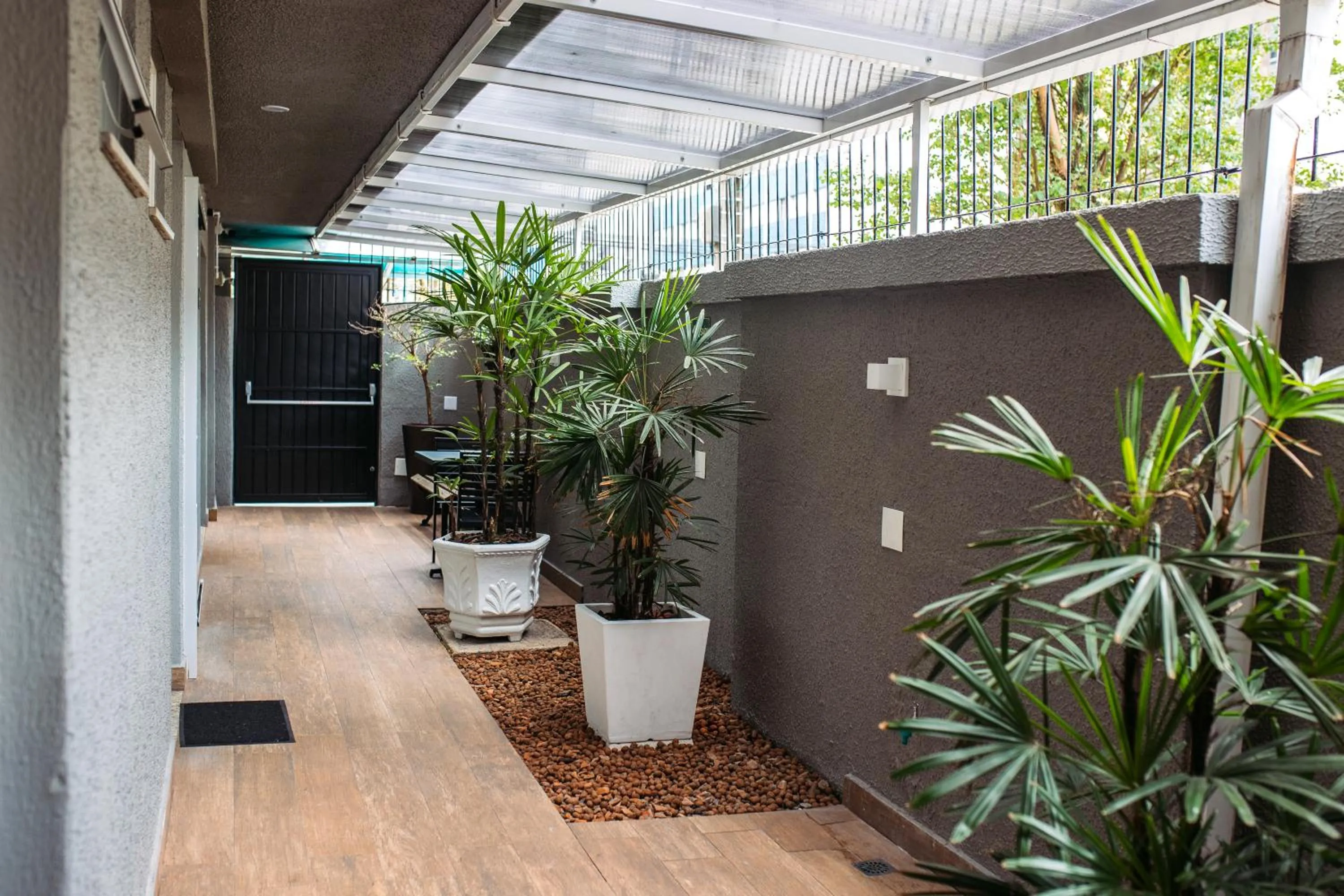 Esquina Batel - Hotel Econômico