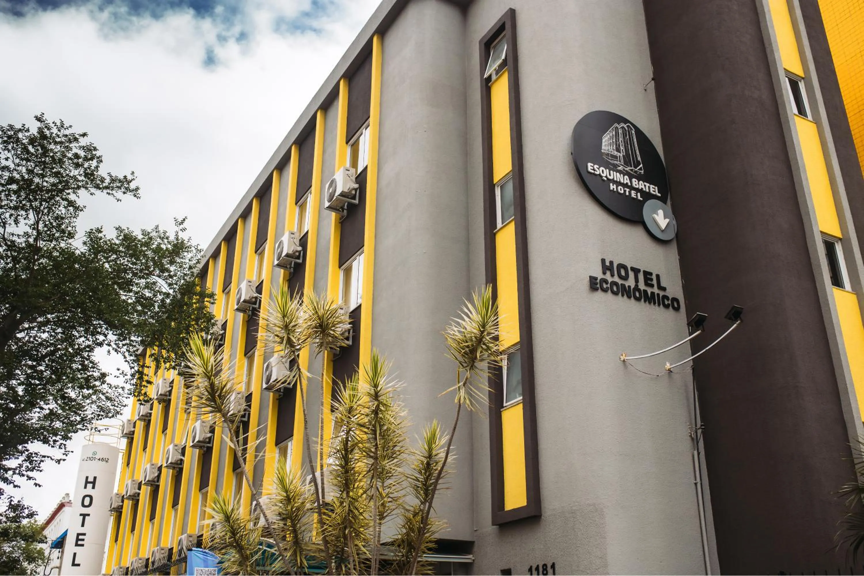 Esquina Batel - Hotel Econômico