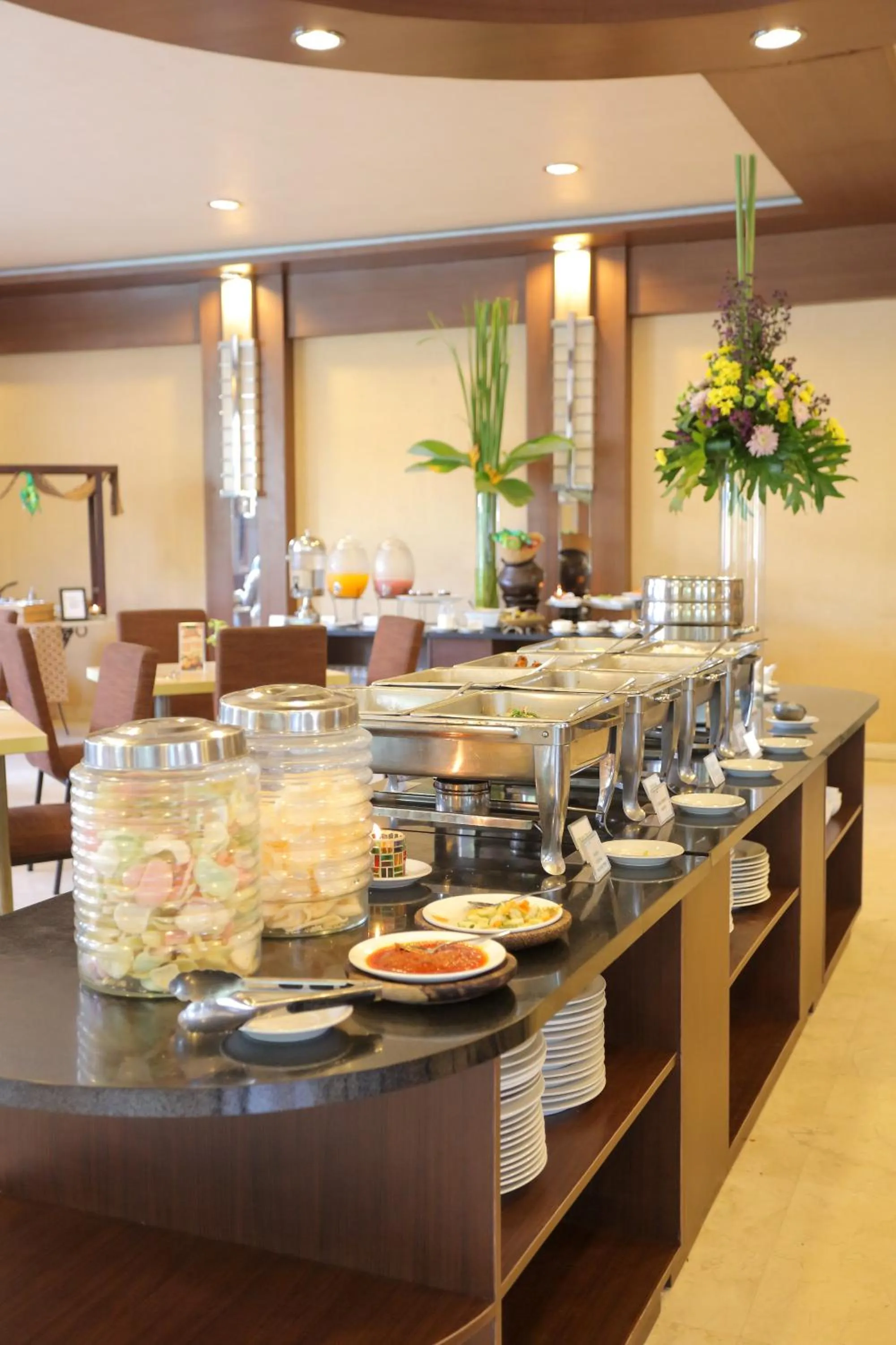 Restaurant/places to eat in Country Heritage Hotel