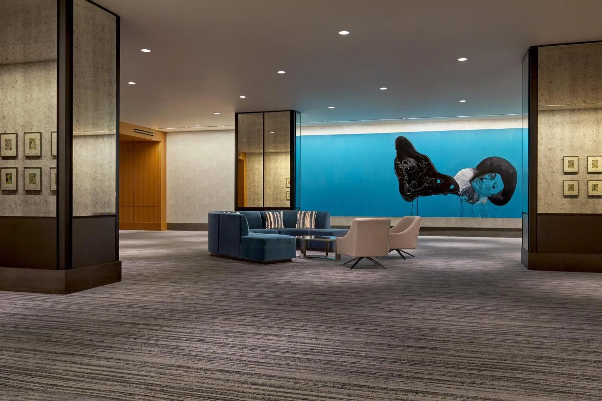 Restaurant/places to eat in Loews Chicago O'Hare Hotel