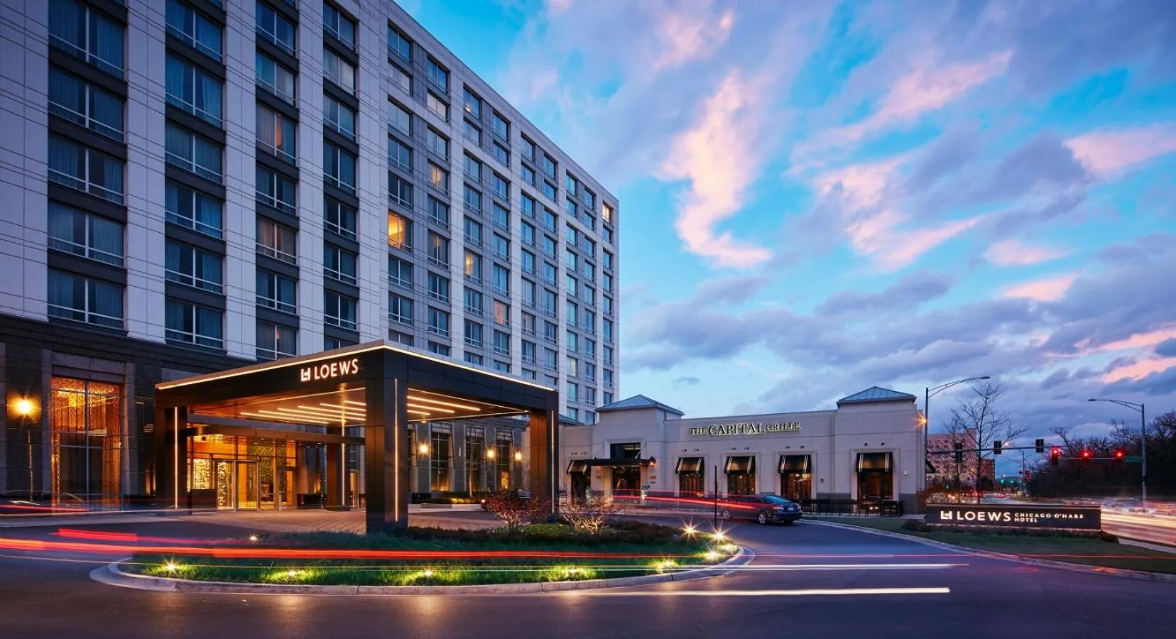 Property building in Loews Chicago O'Hare Hotel