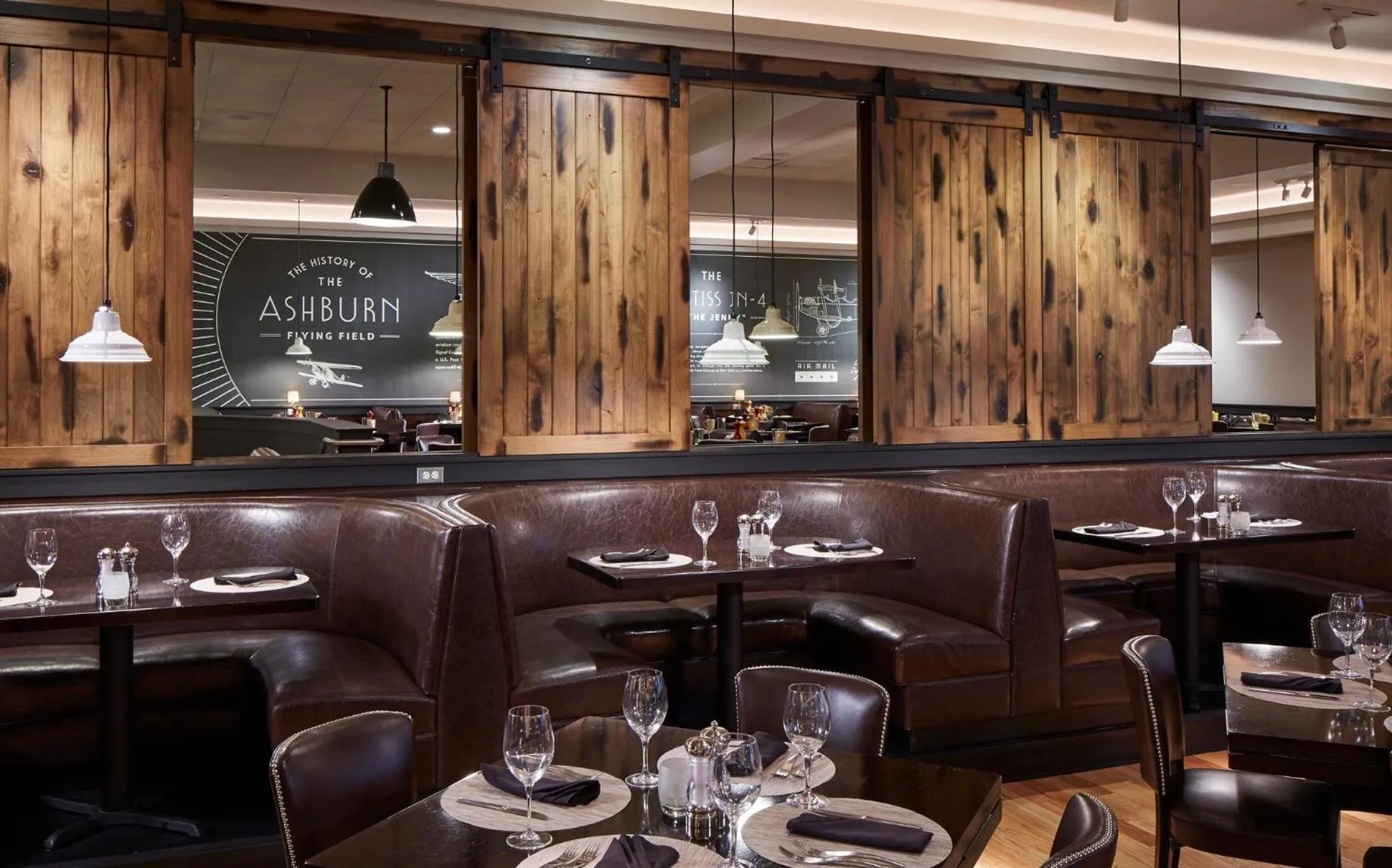 Restaurant/places to eat in Loews Chicago O'Hare Hotel