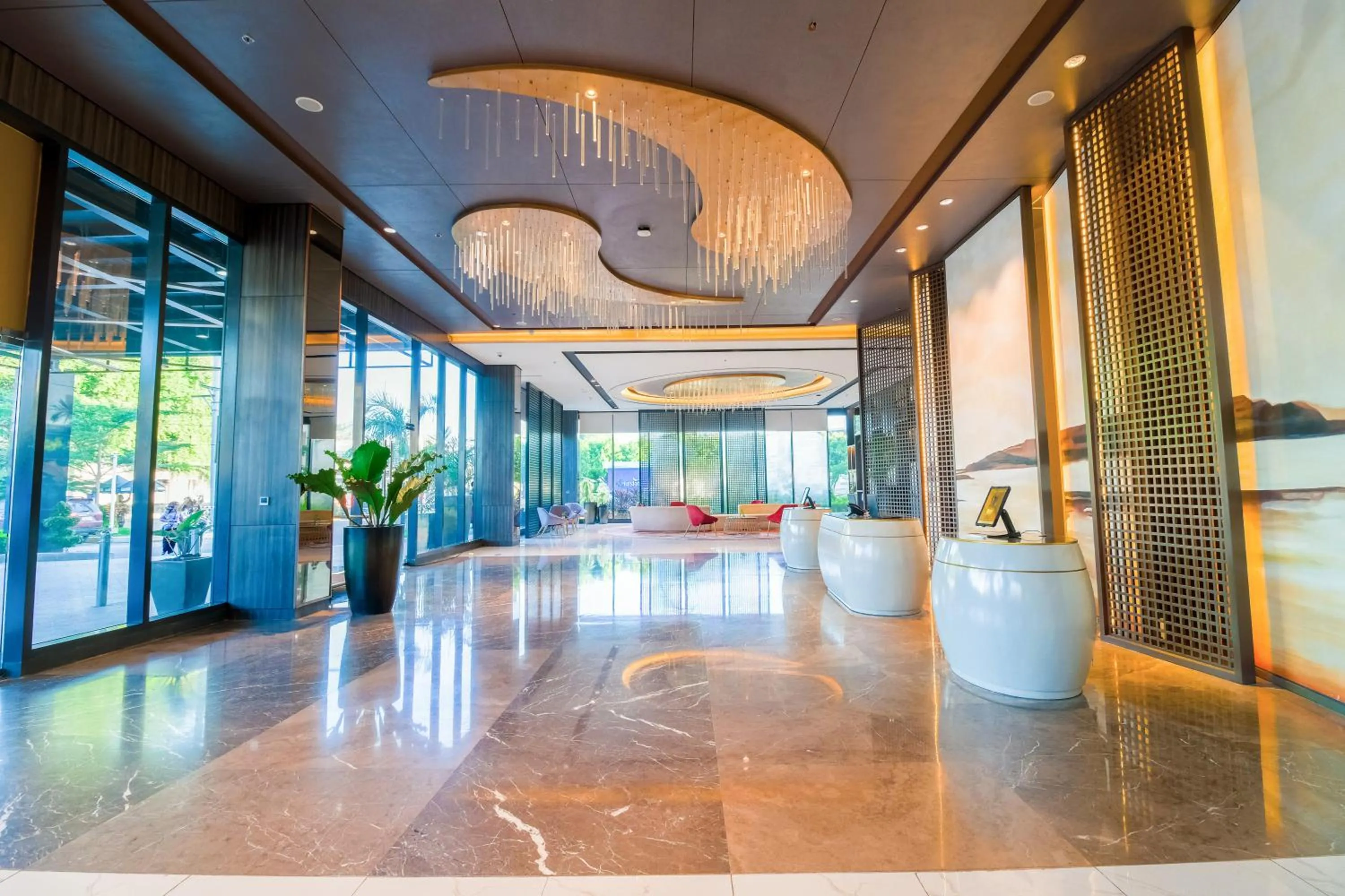 Lobby or reception in Grand Summit Hotel General Santos