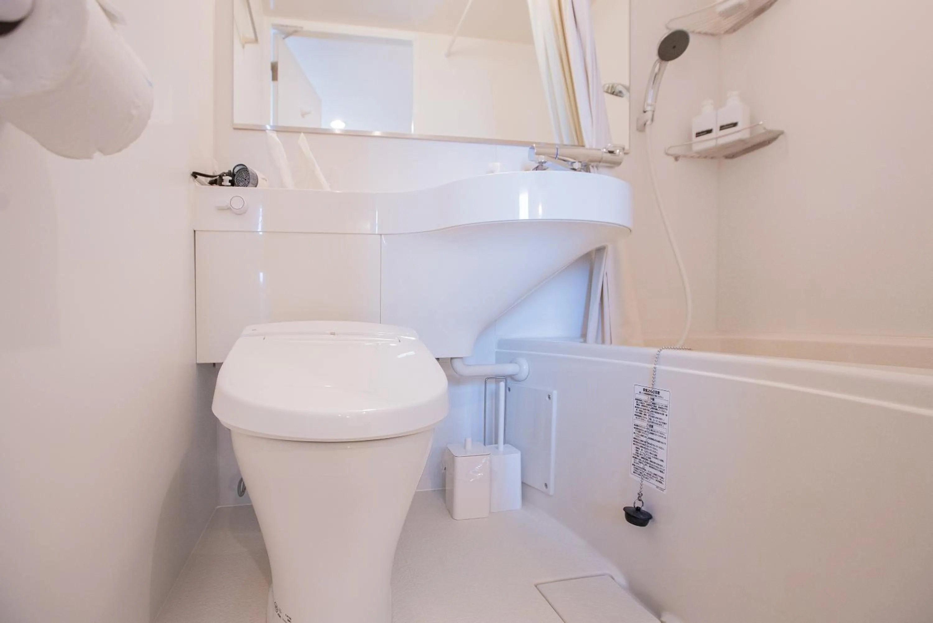 Bathroom in ELE Hotel 東上野