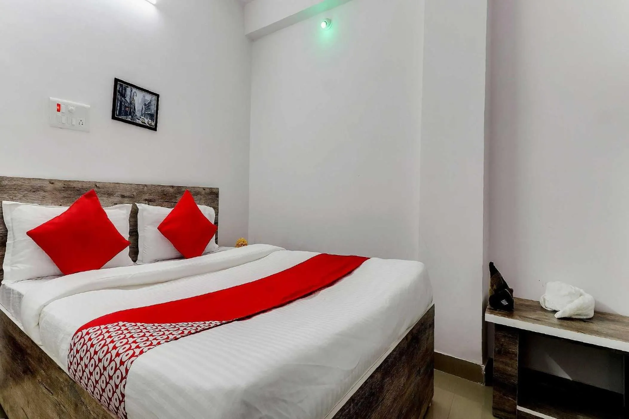 Bedroom in Super Hotel O The Radium Inn