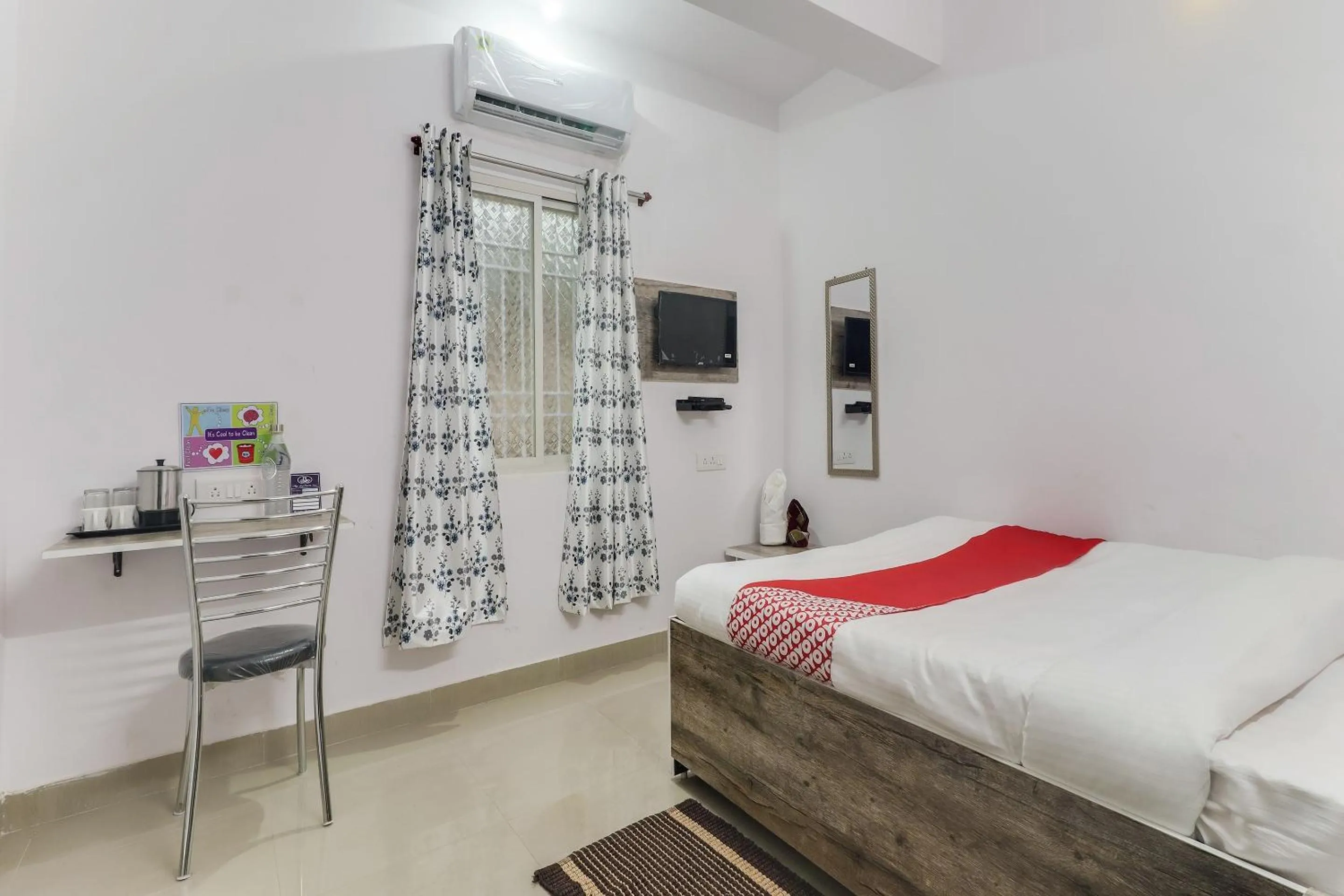 Bedroom in Super Hotel O The Radium Inn