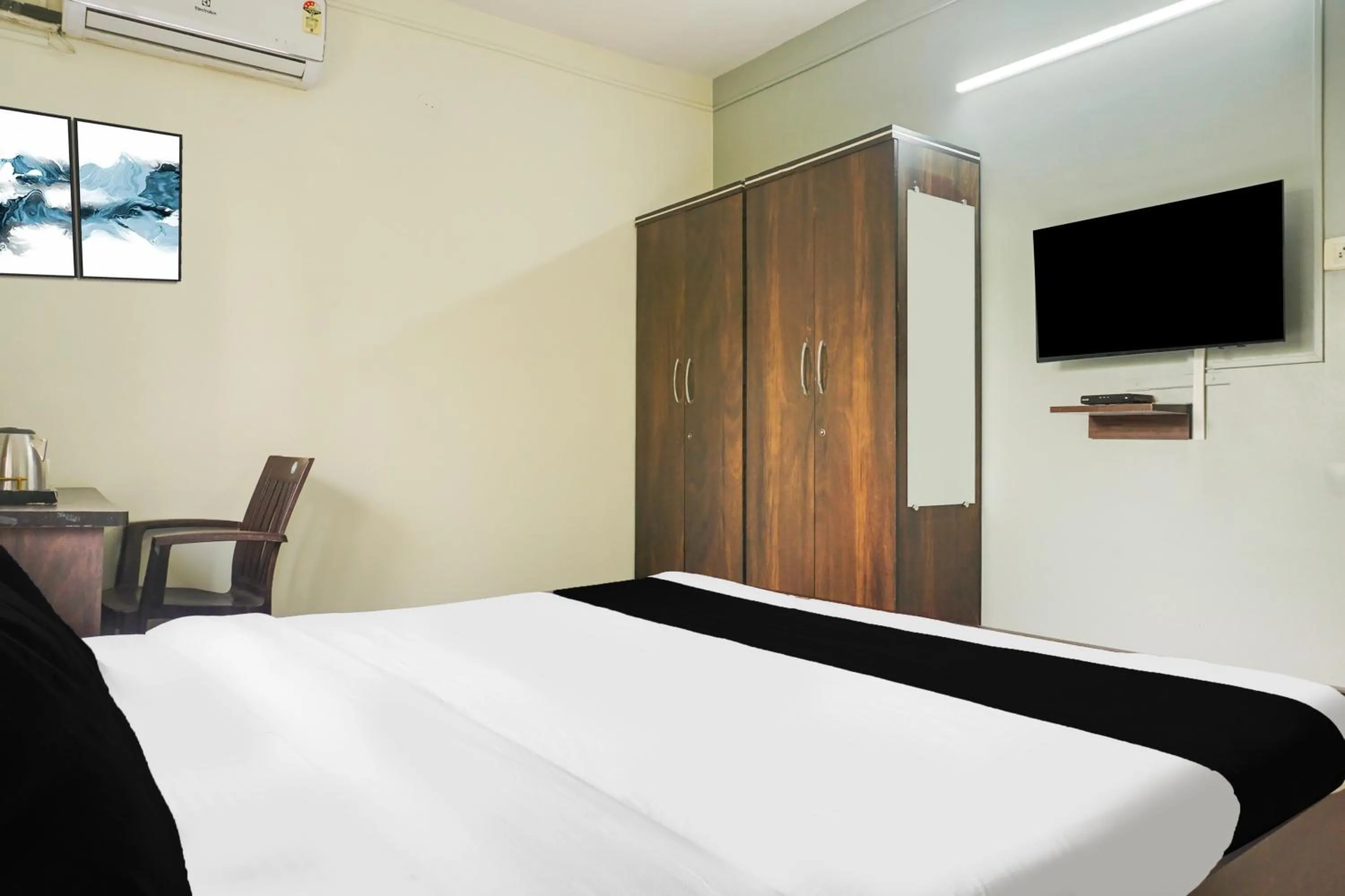 Bedroom, Bed in Super Collection O Aundh formerly MV Galaxy