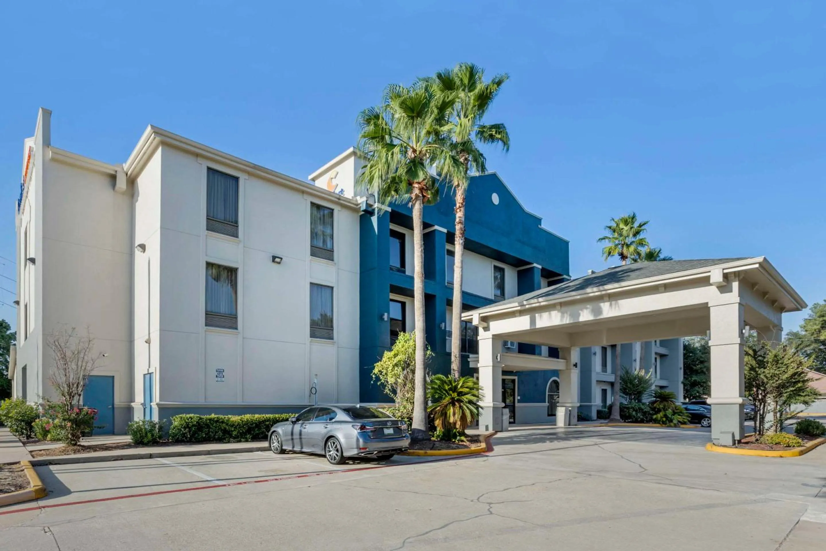 Property building in Comfort Suites Houston NW - Vintage Park