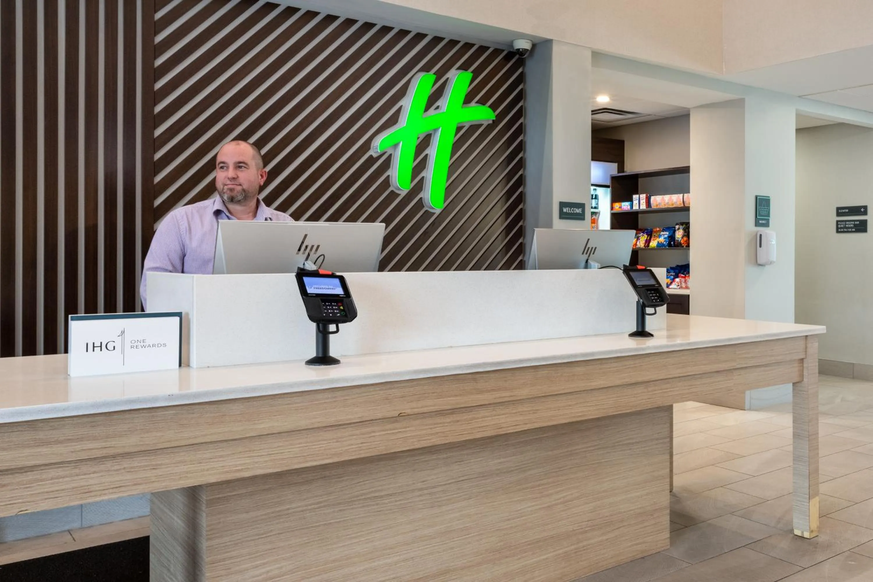 Lobby or reception in Holiday Inn - Tampa North by IHG