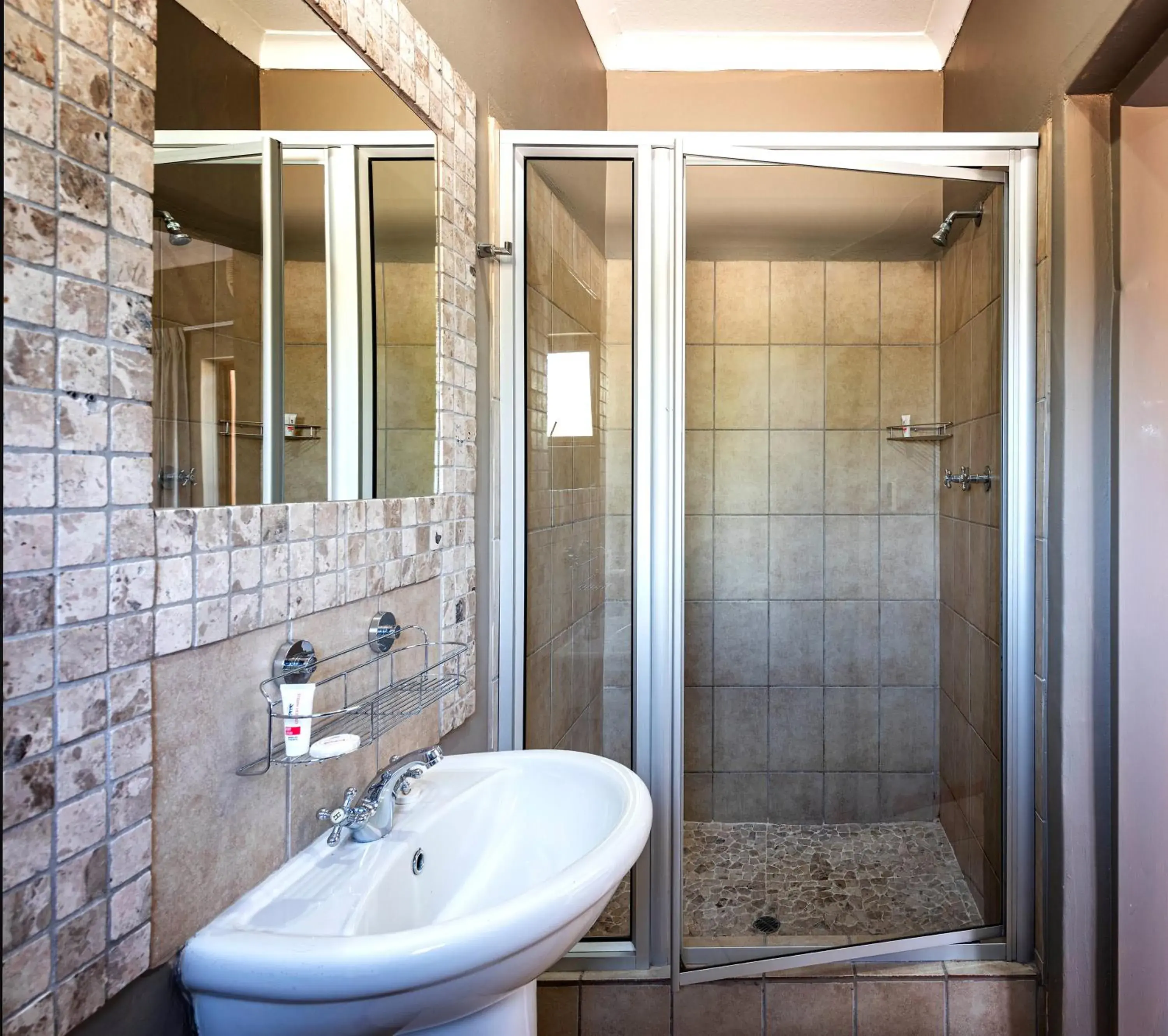 Standard Family Room - single occupancy in Upington Inn Standard Family Room - single occupancy in Upington Inn