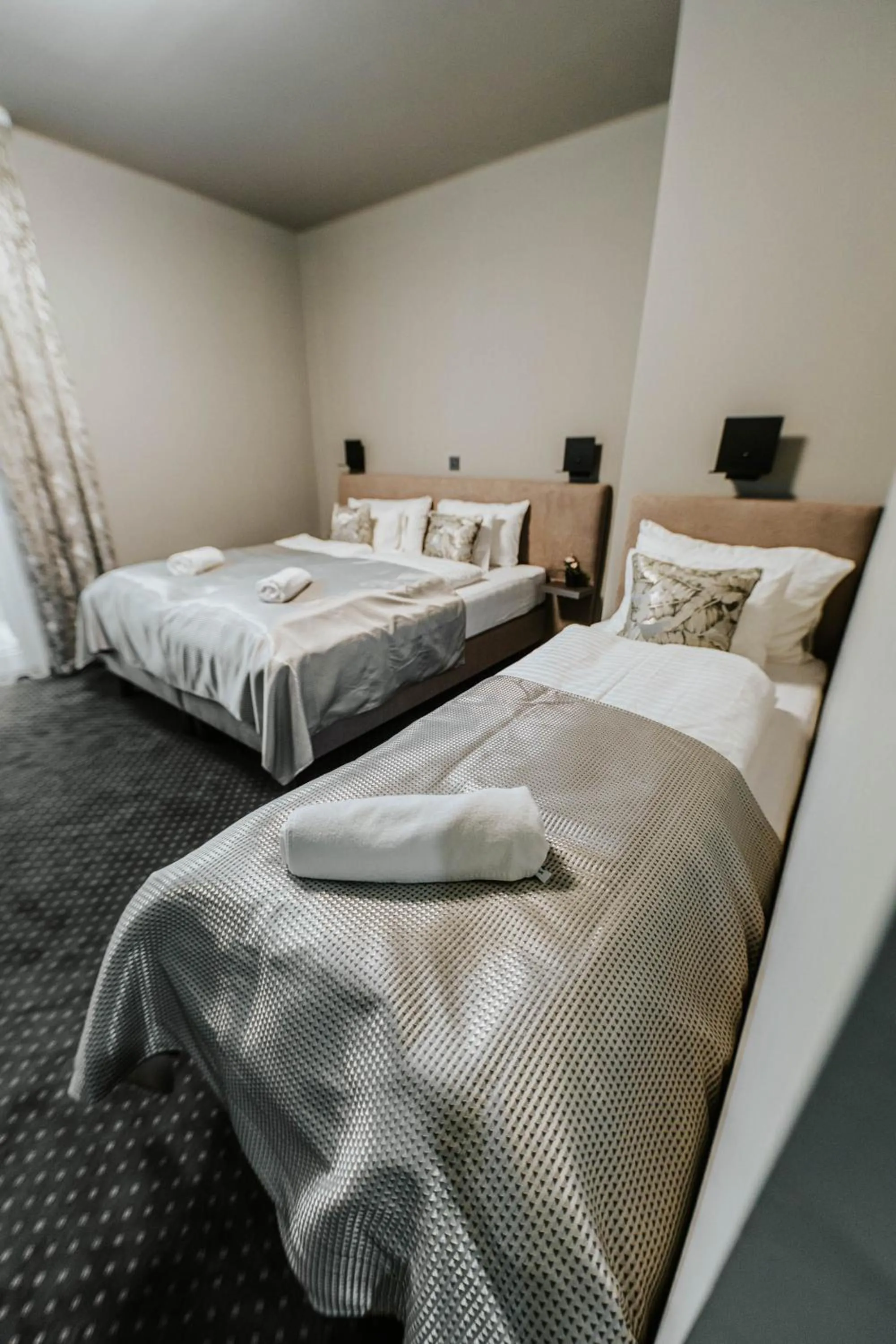 Photo of the whole room, Bed in Arena Deluxe & Spa