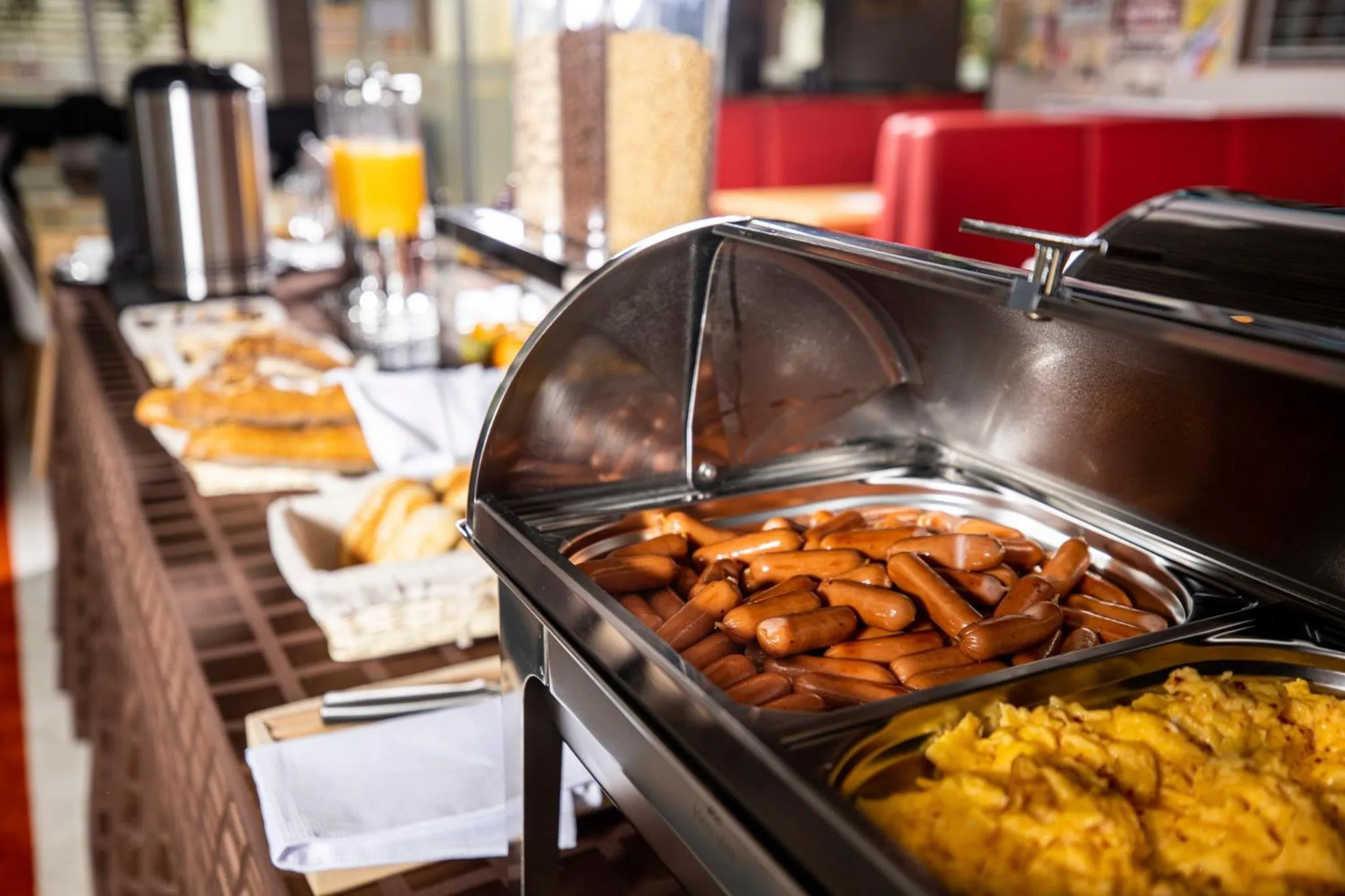 Breakfast in Arena Deluxe & Spa