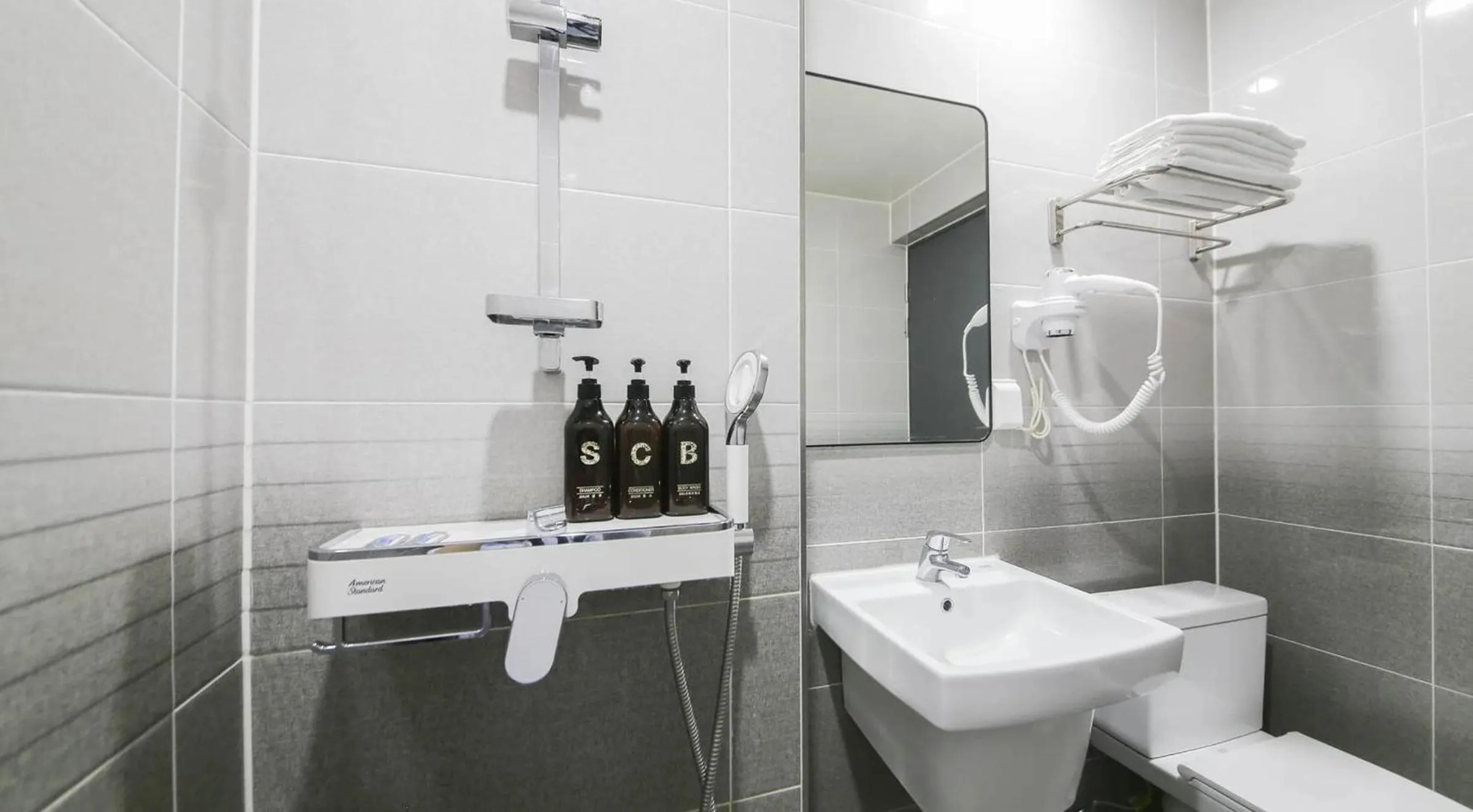 Toilet in Aroomi Hotel Hyupjae