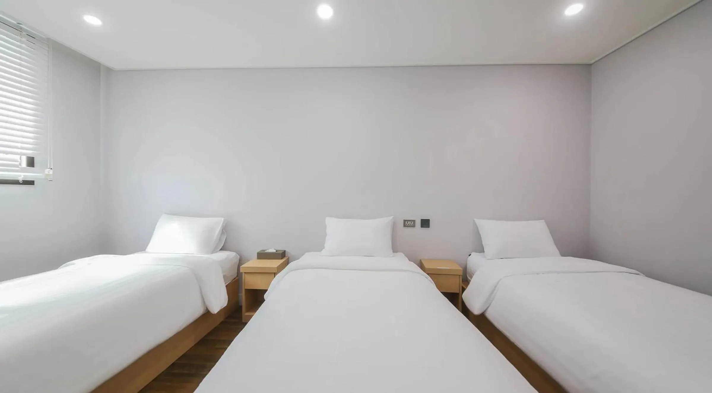 Bed in Aroomi Hotel Hyupjae