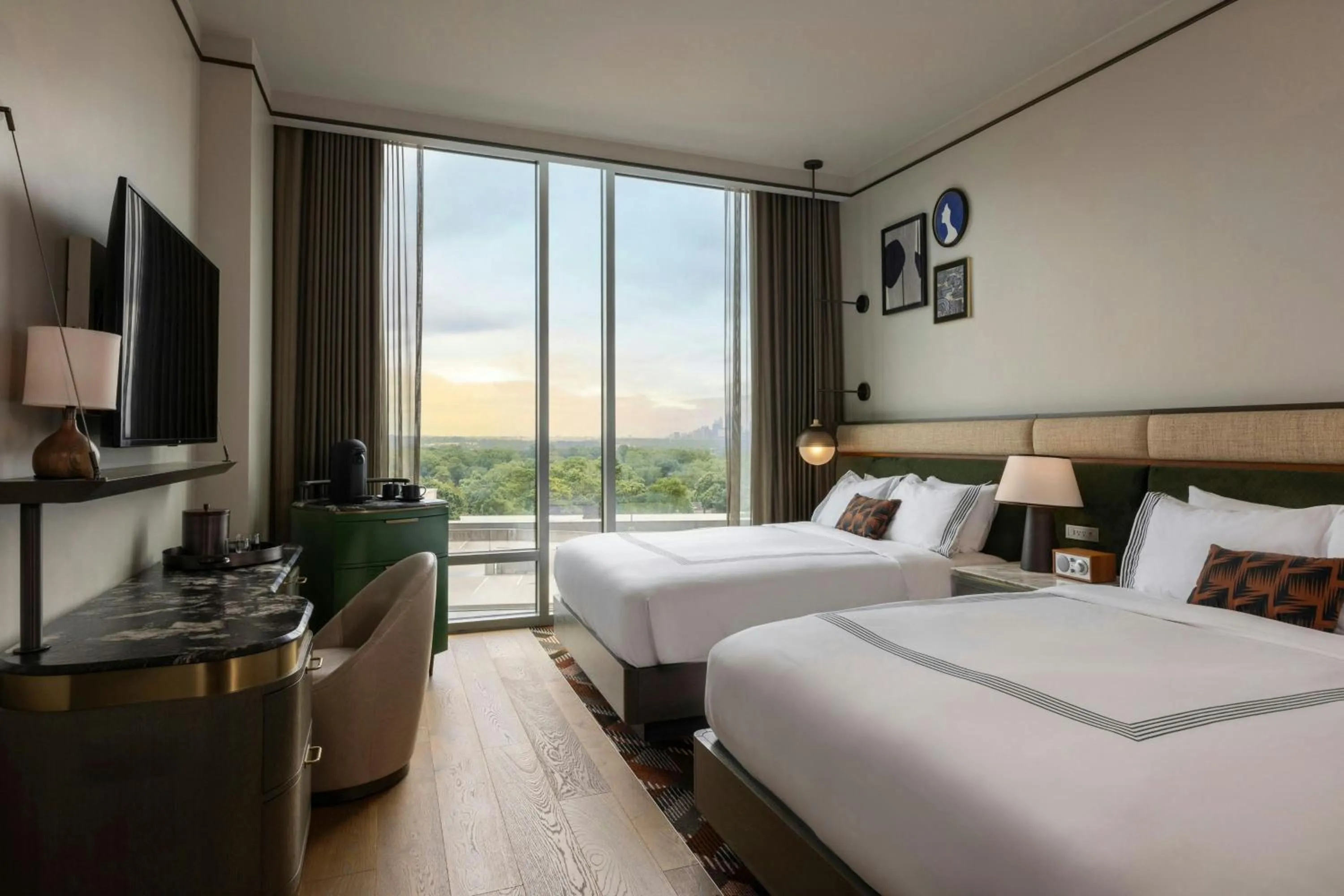 Photo of the whole room, Bed in The Tess, Autograph Collection