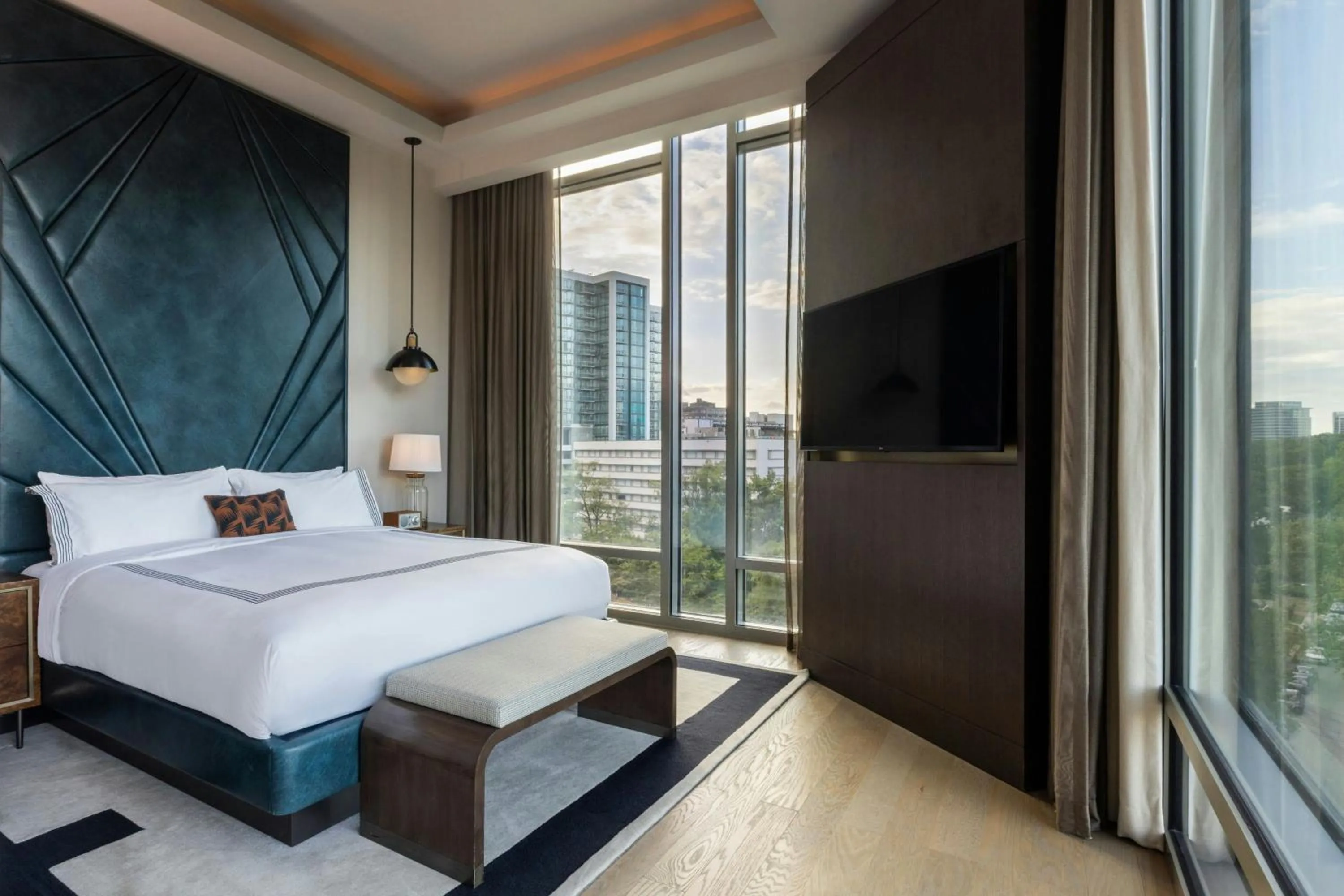 Bedroom, Bed in The Tess, Autograph Collection