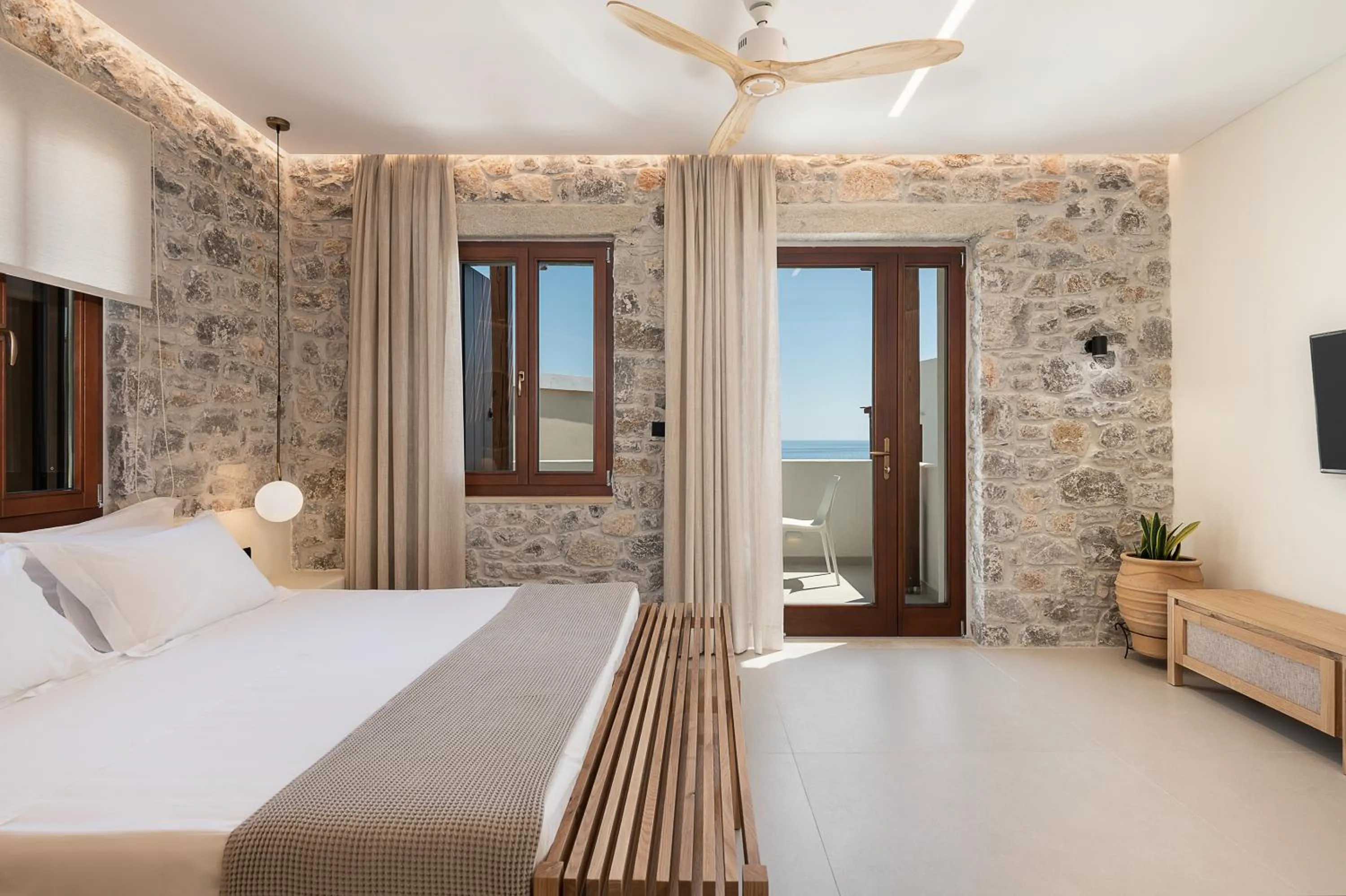 Sea view, Bed in The Authentic Village Boutique Hotel
