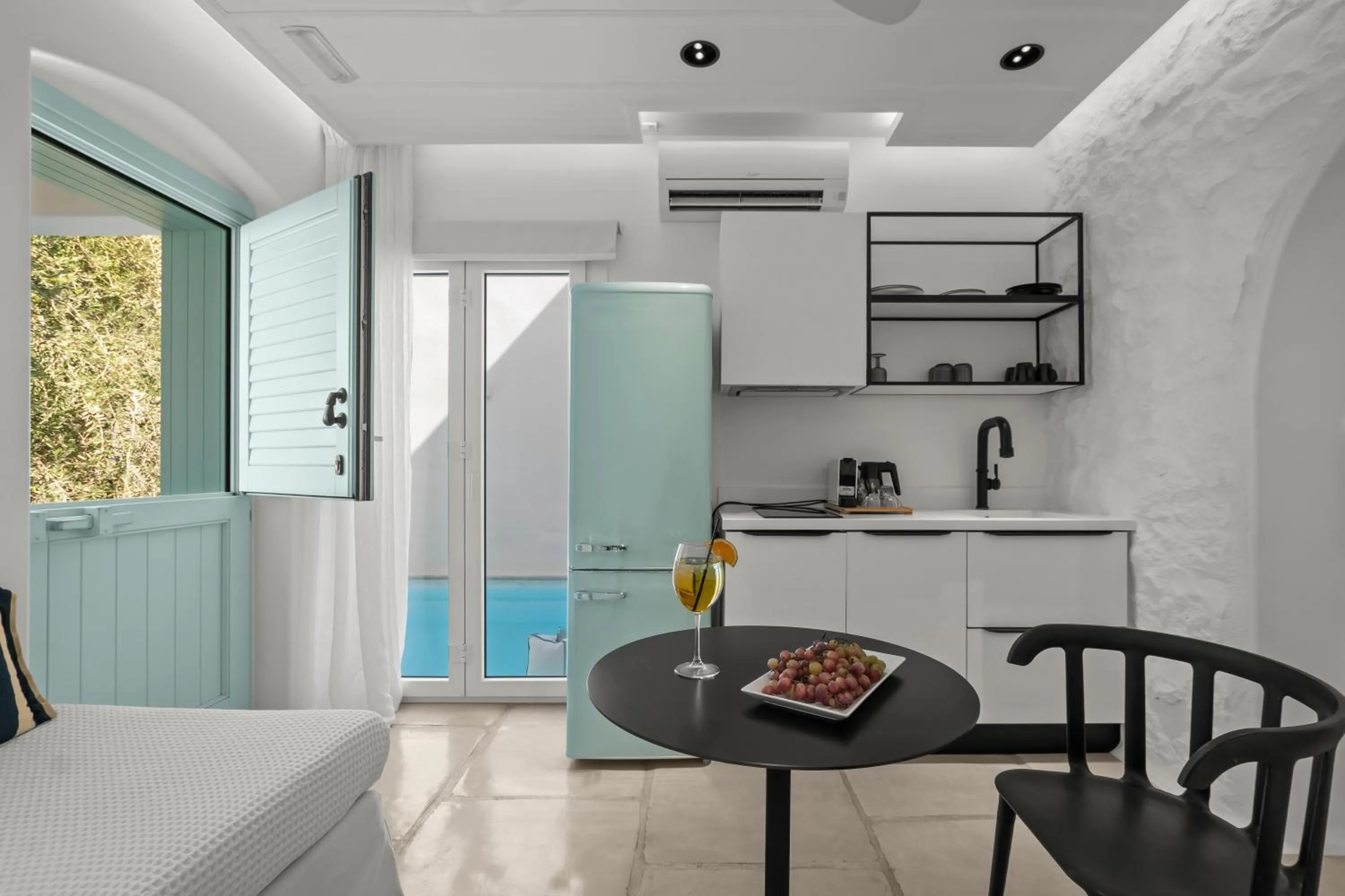 Patio in Majo Suites Hotel