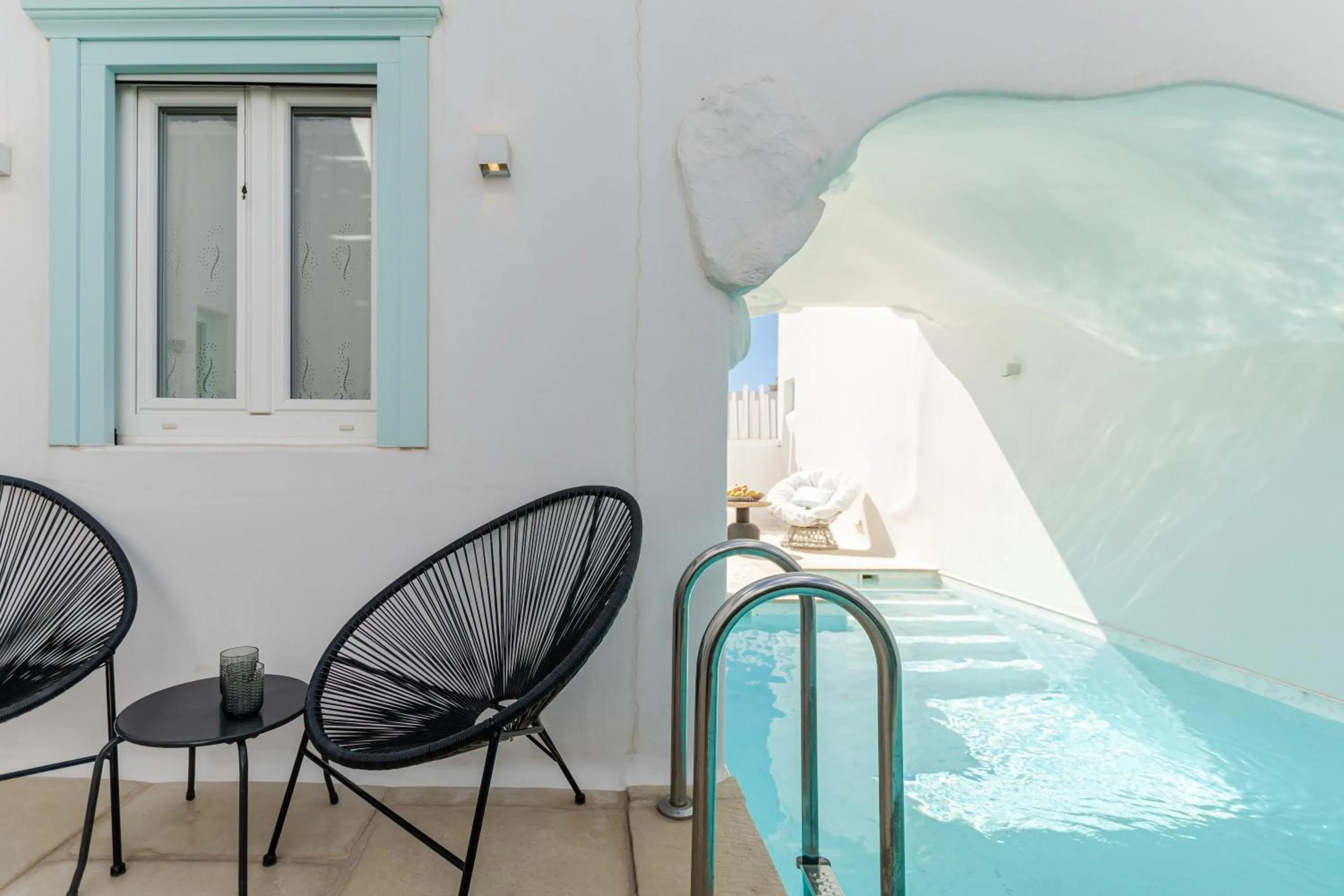 Property building in Majo Suites Hotel