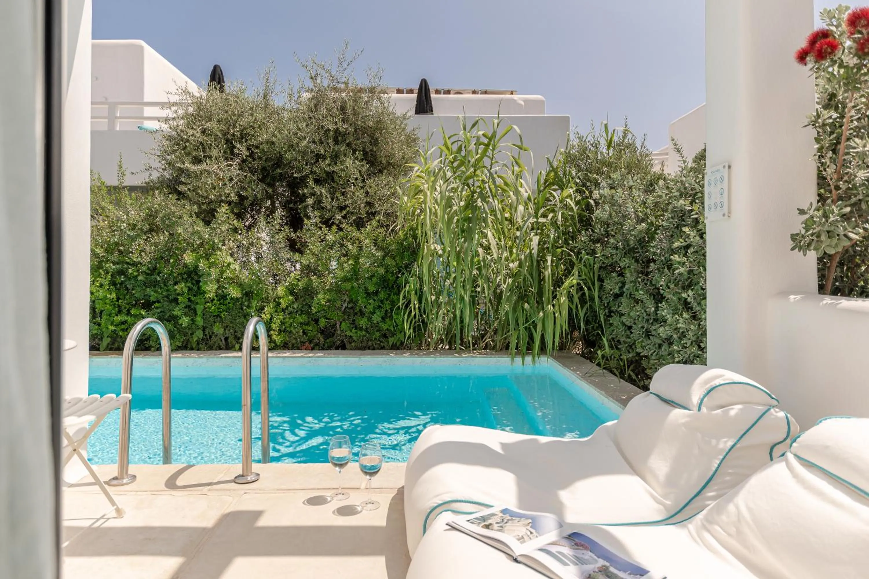 Property building in Majo Suites Hotel