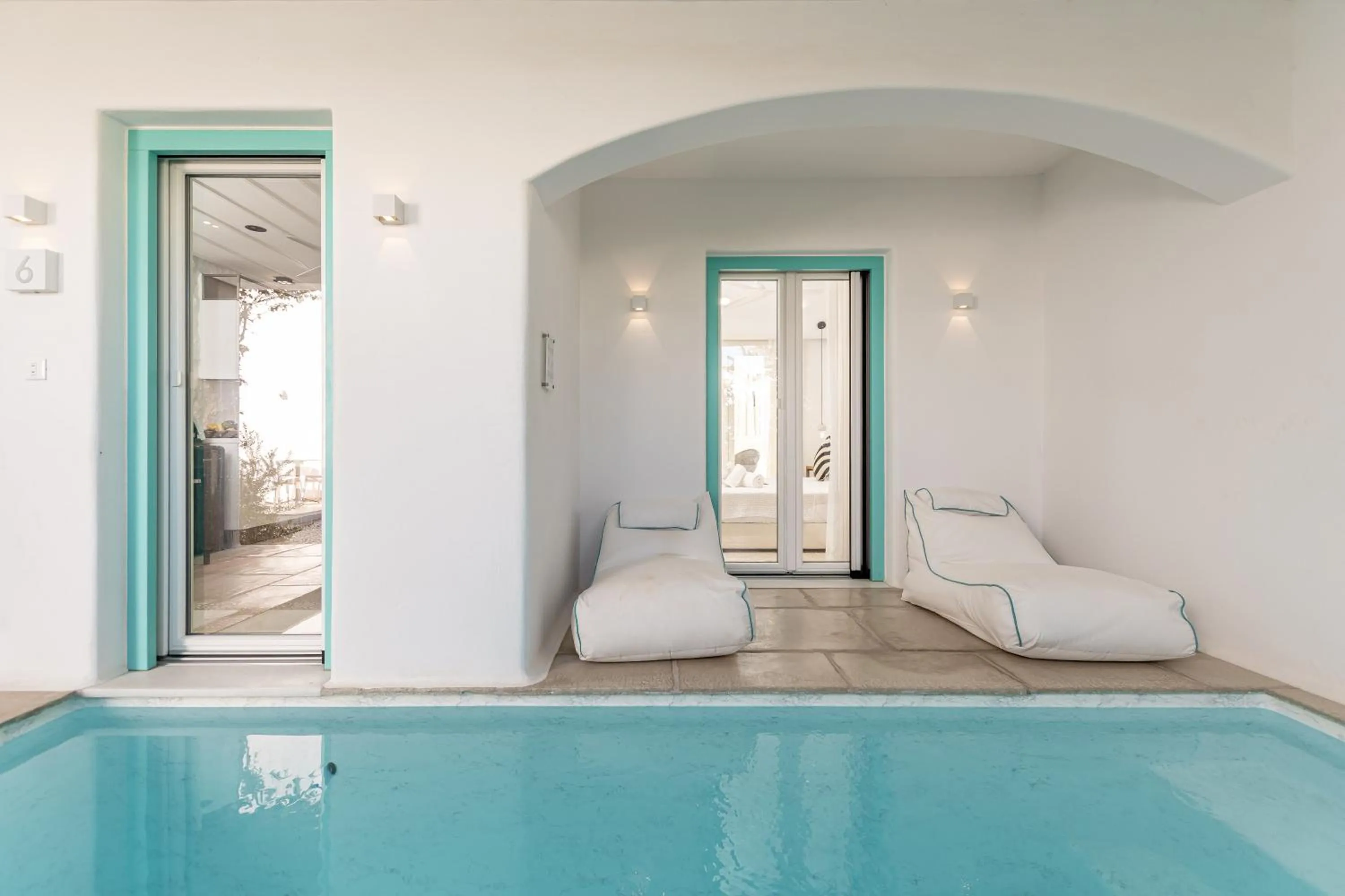 Property building in Majo Suites Hotel