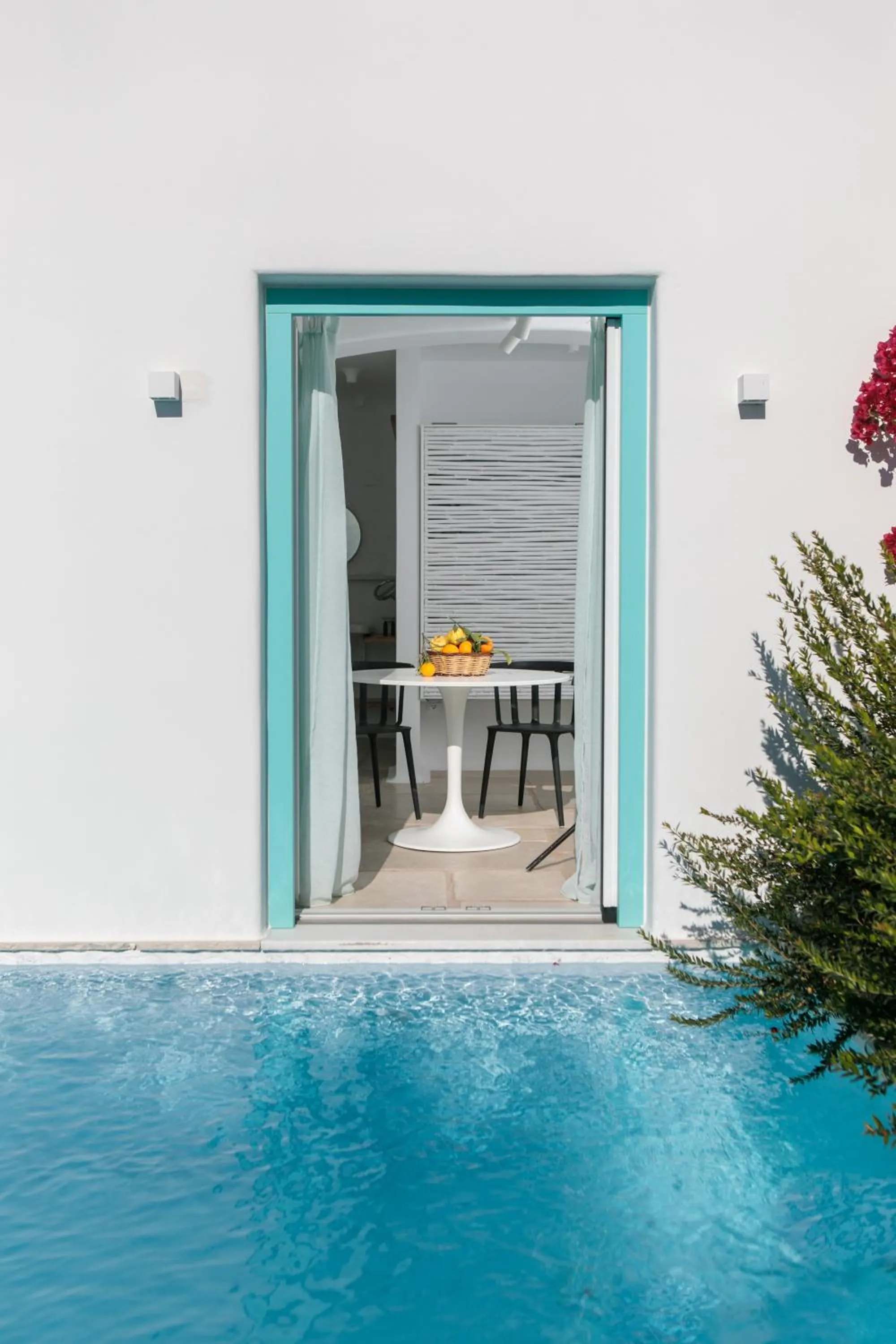 Property building in Majo Suites Hotel