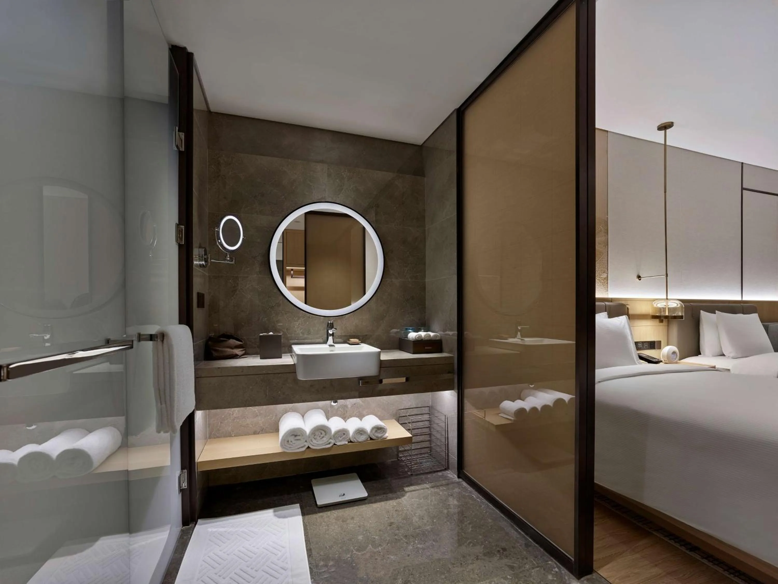 Bed in Doubletree By Hilton Beijing Badaling