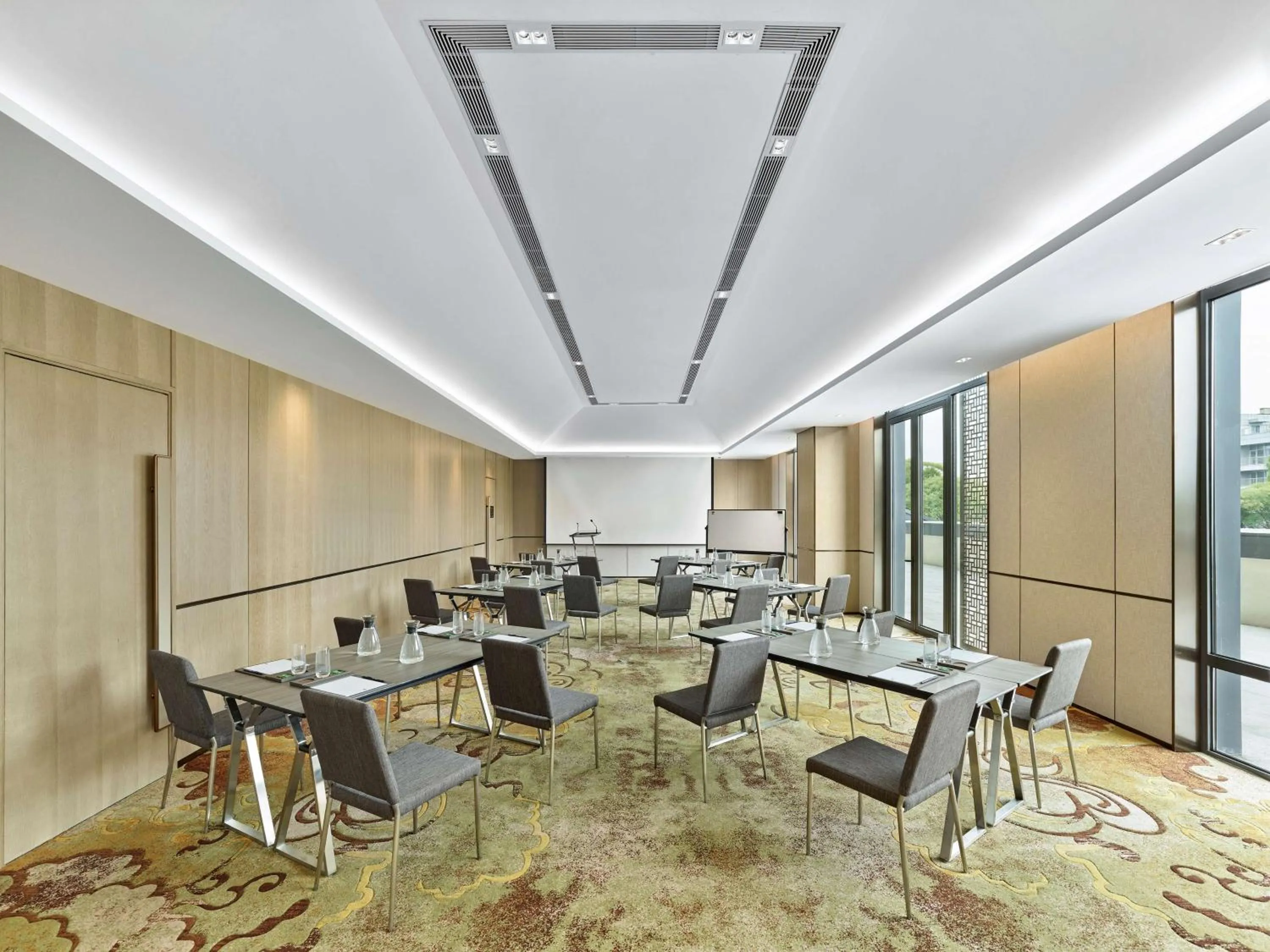 Meeting/conference room in Doubletree By Hilton Beijing Badaling