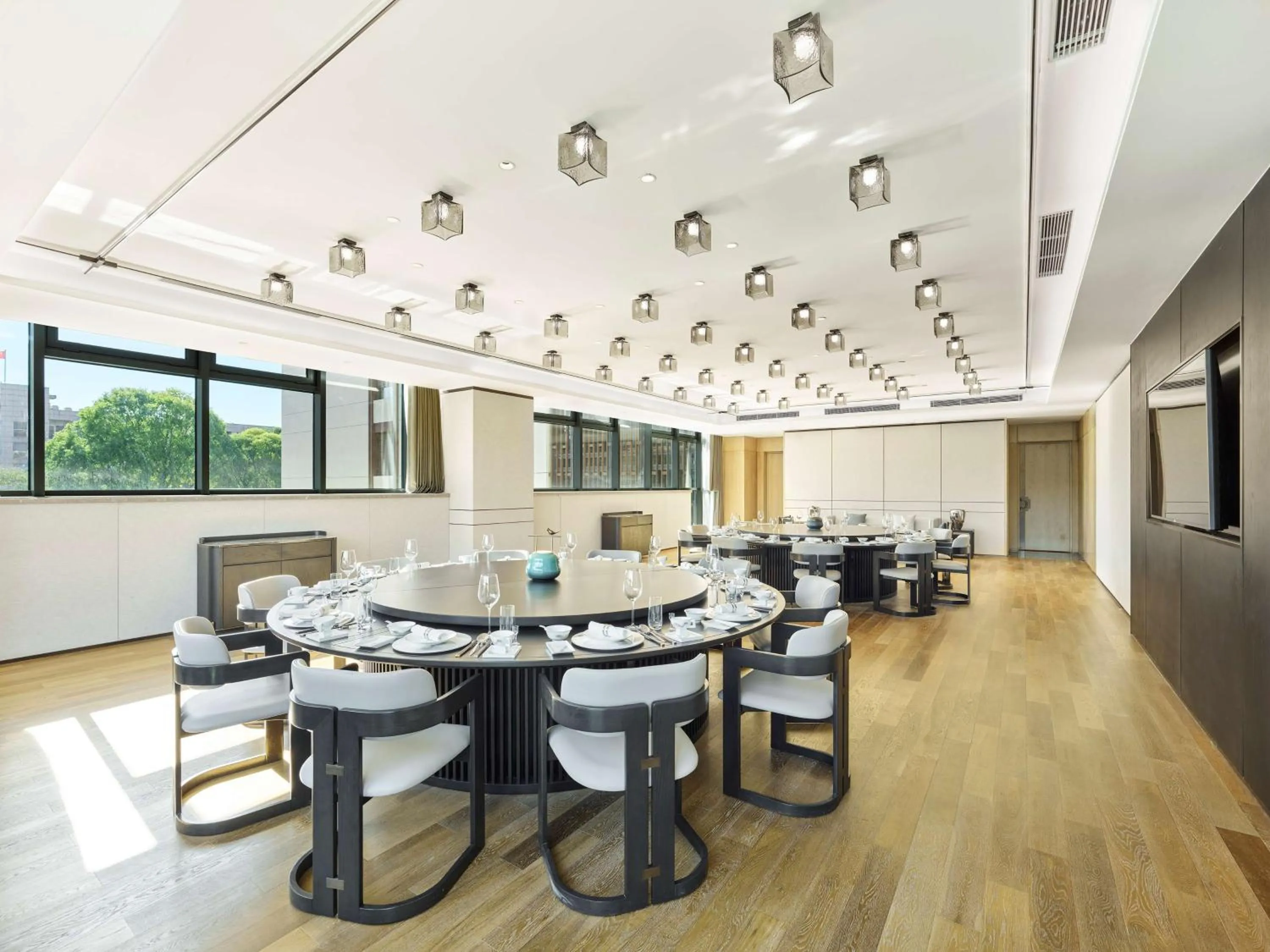 Restaurant/places to eat in Doubletree By Hilton Beijing Badaling