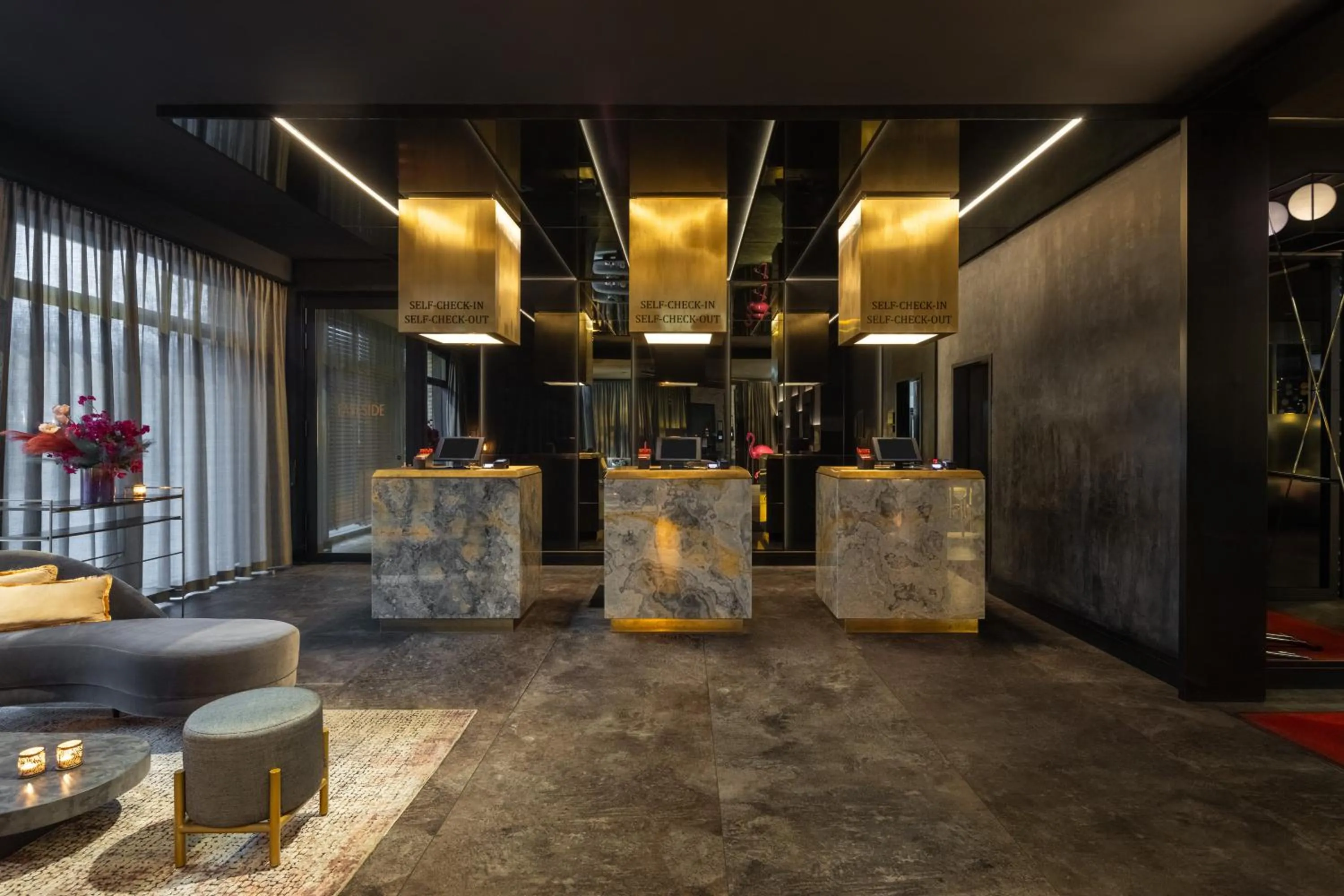 Lobby or reception in Hotel AMANO East Side