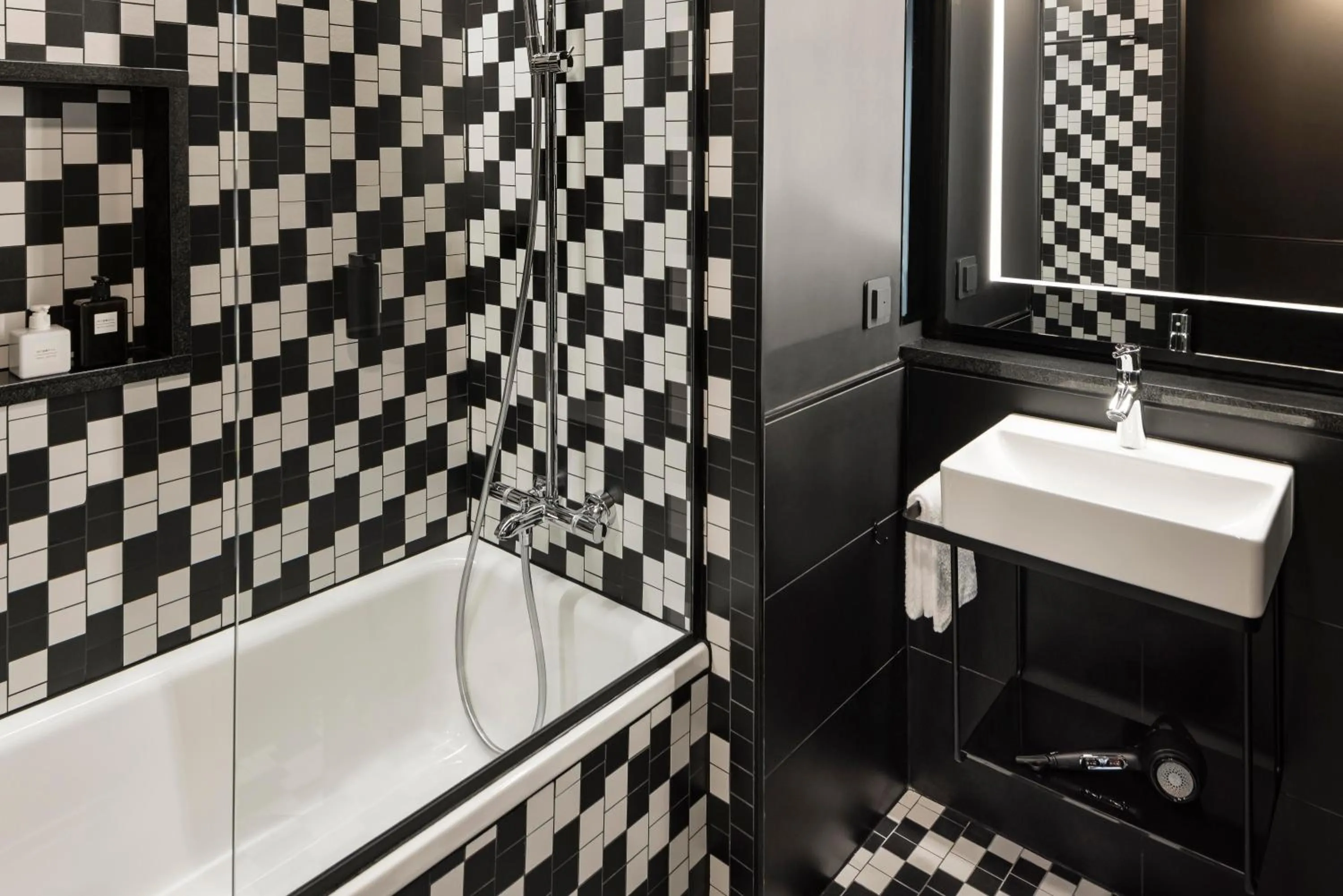 Bathroom in Hotel AMANO East Side