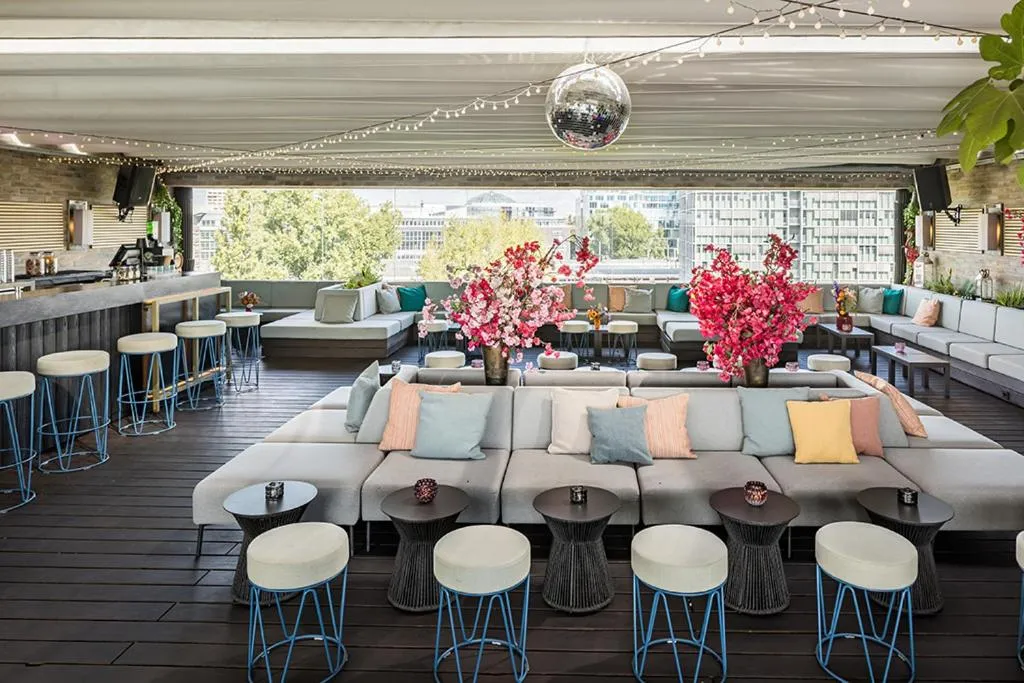 Hotel AMANO East Side