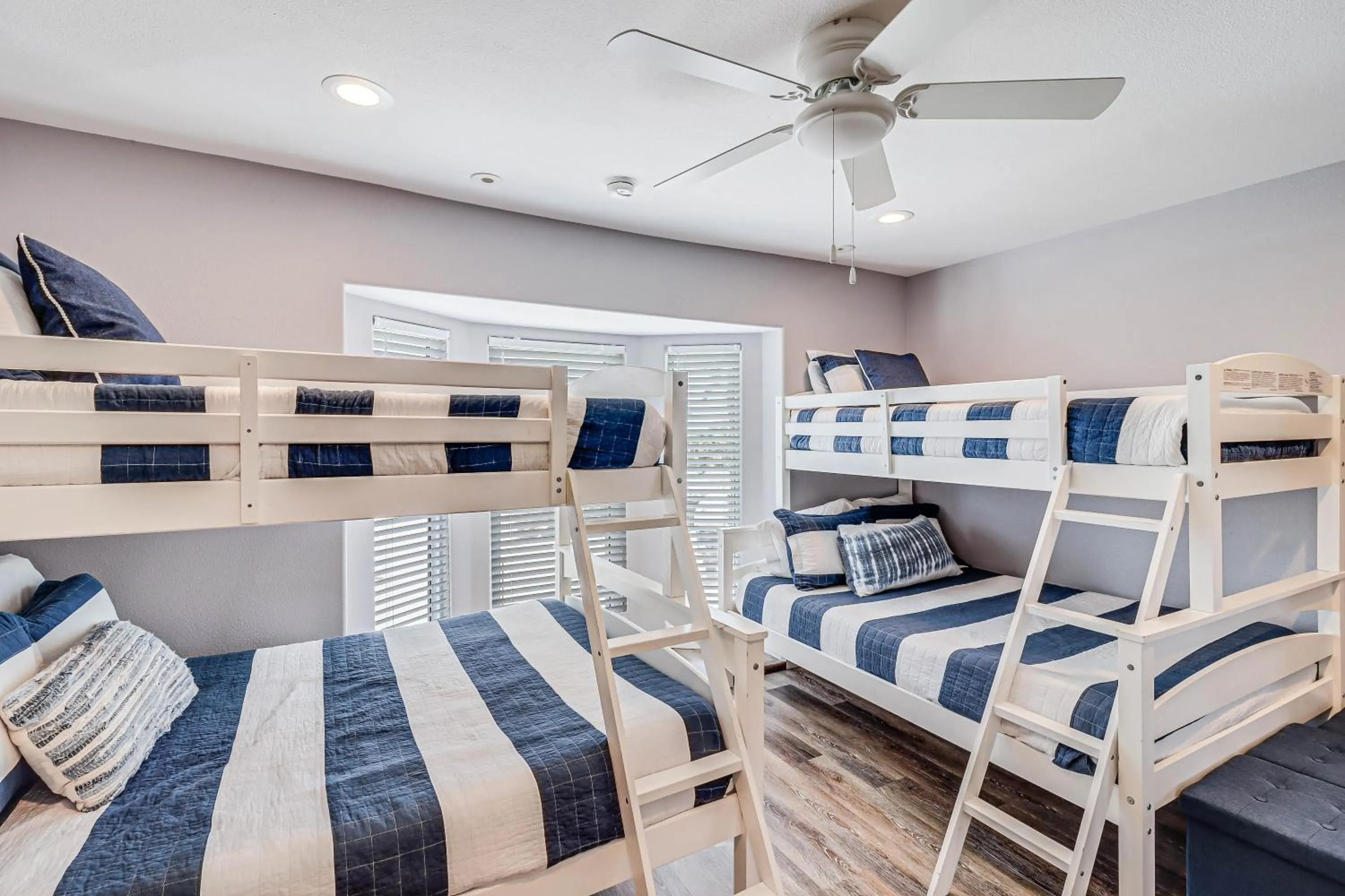 Other, Bed in Lost and Found GW110