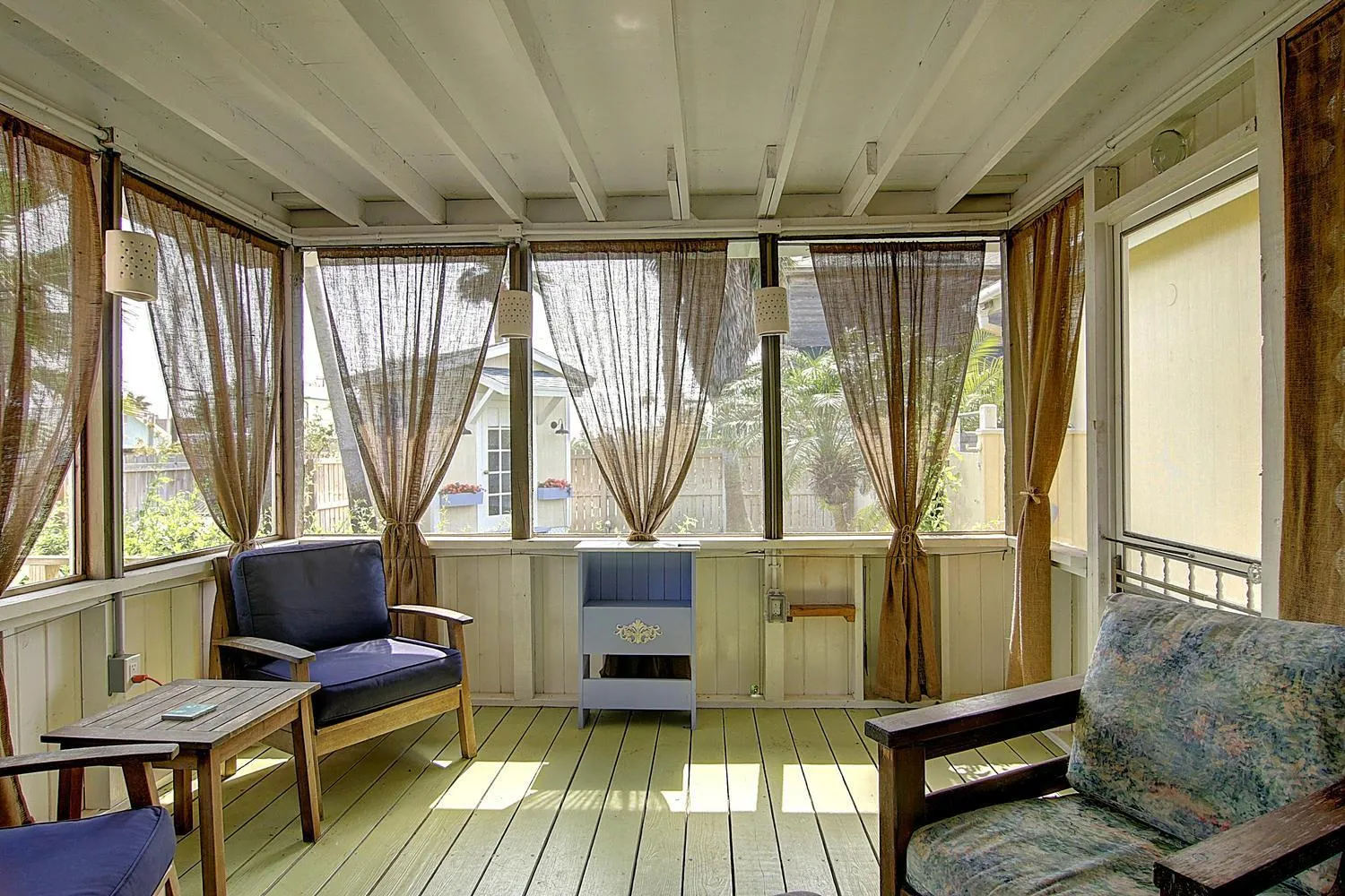 Other in Le Chateau TS202