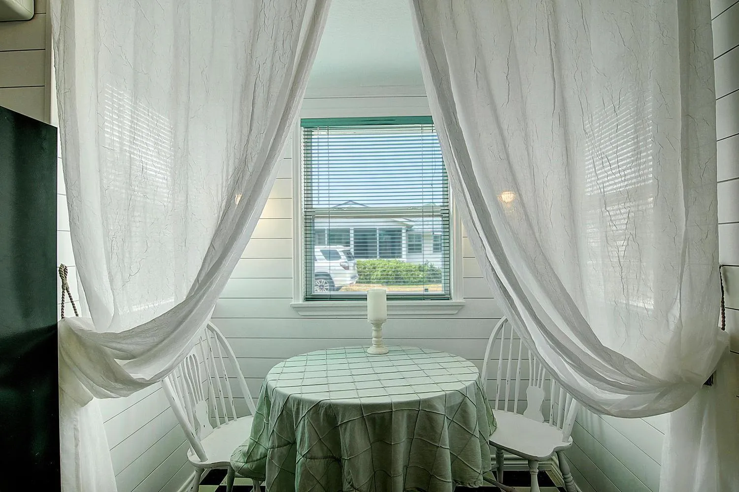 Other in Le Chateau TS202