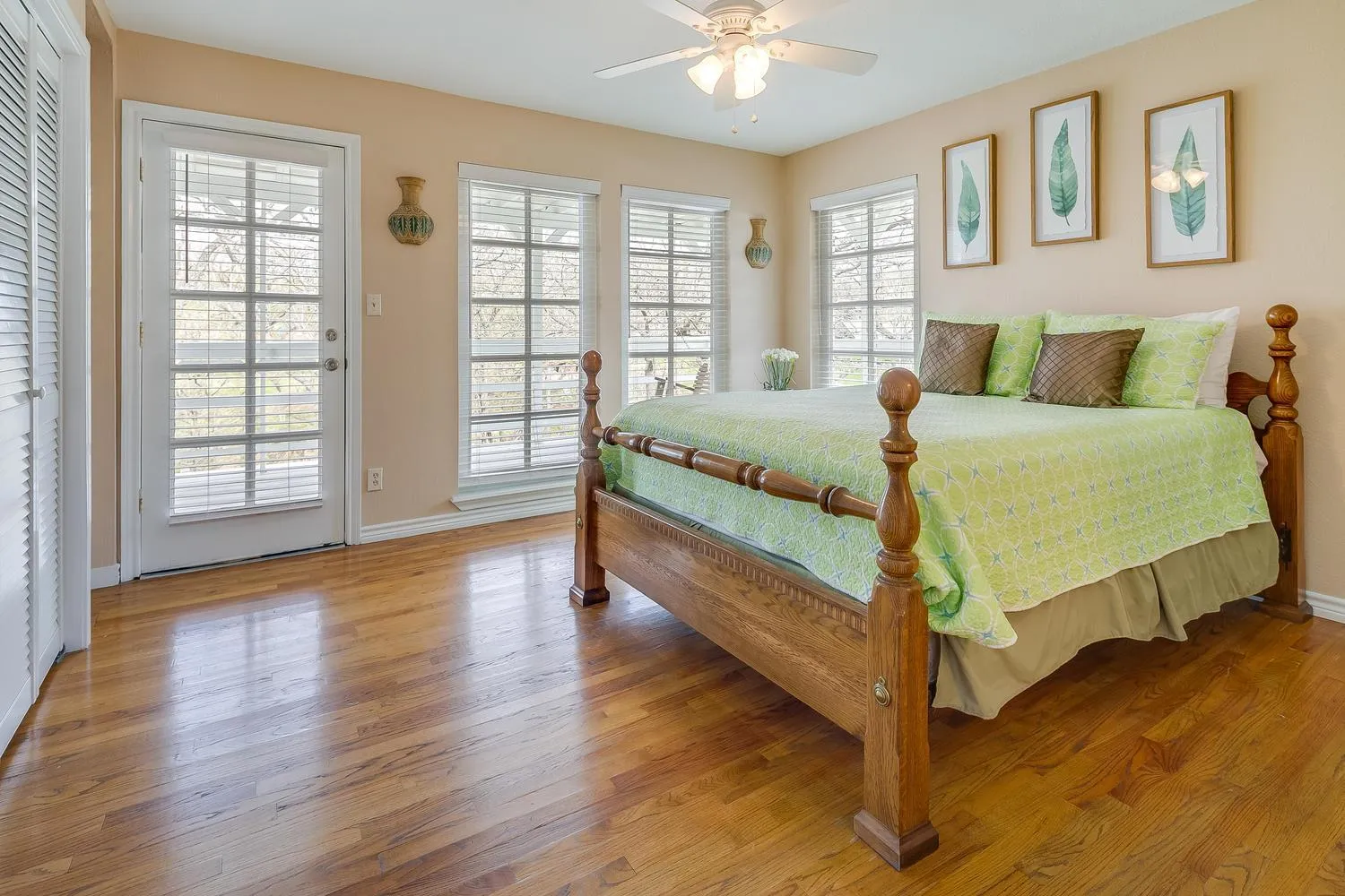 Other, Bed in Players Place PRD 2462