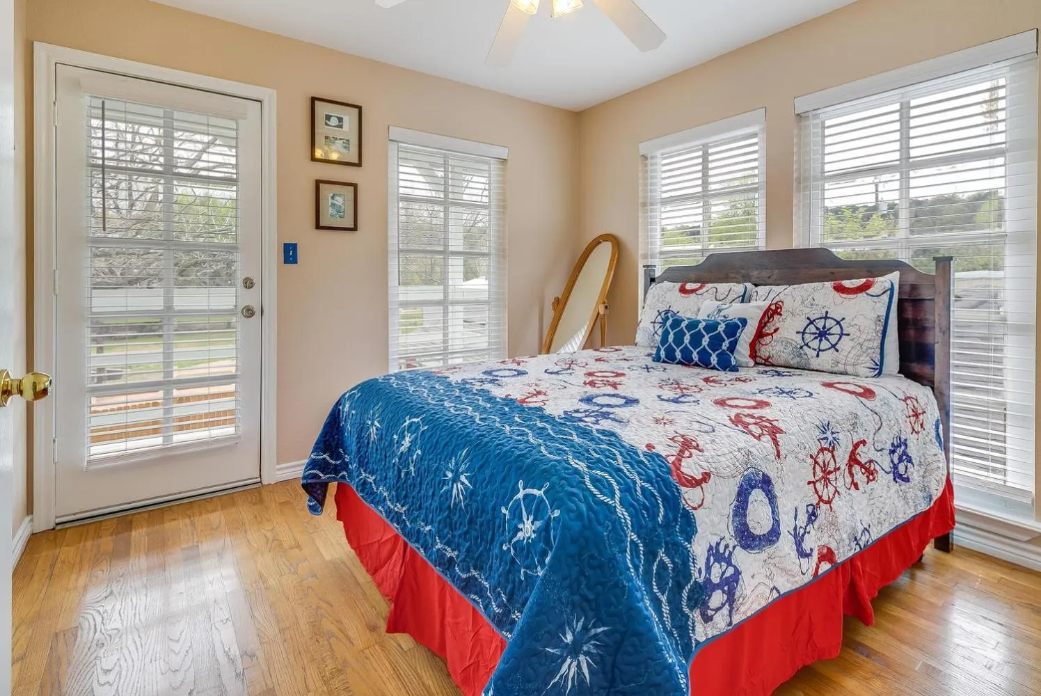 Other, Bed in Players Place PRD 2462