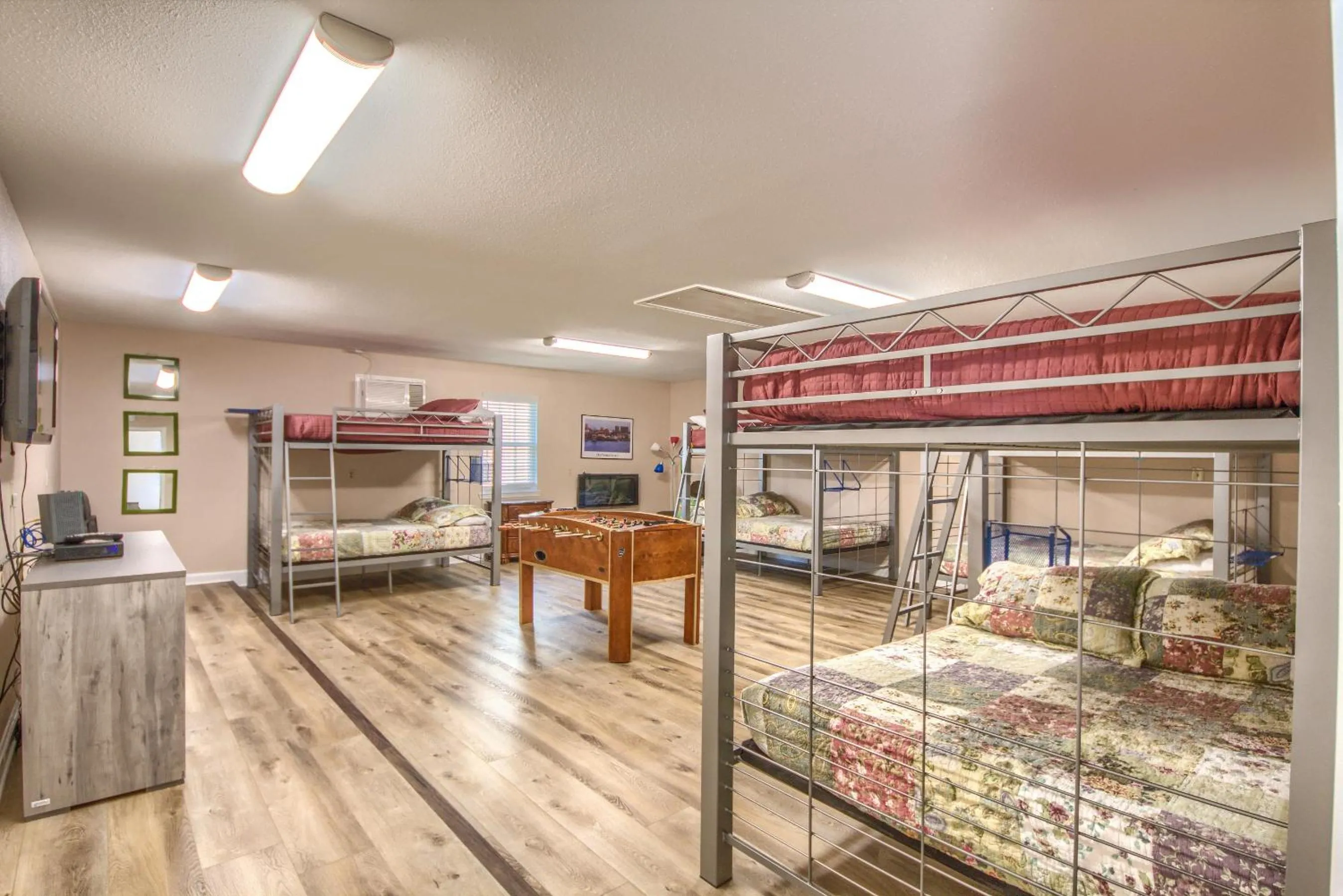 Other, Bed in Players Place PRD 2462