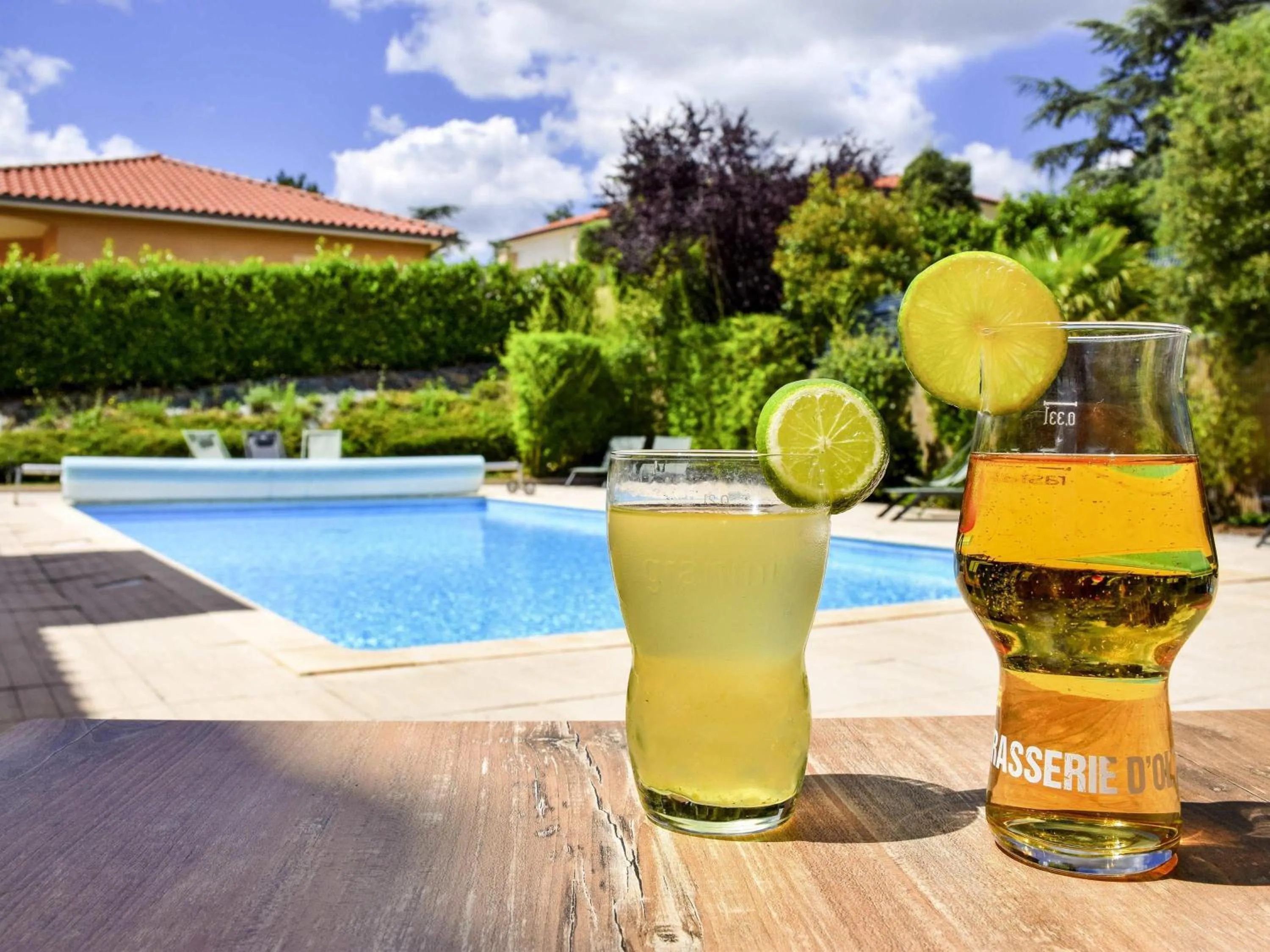 Lounge or bar in ibis Budget Millau Viaduc