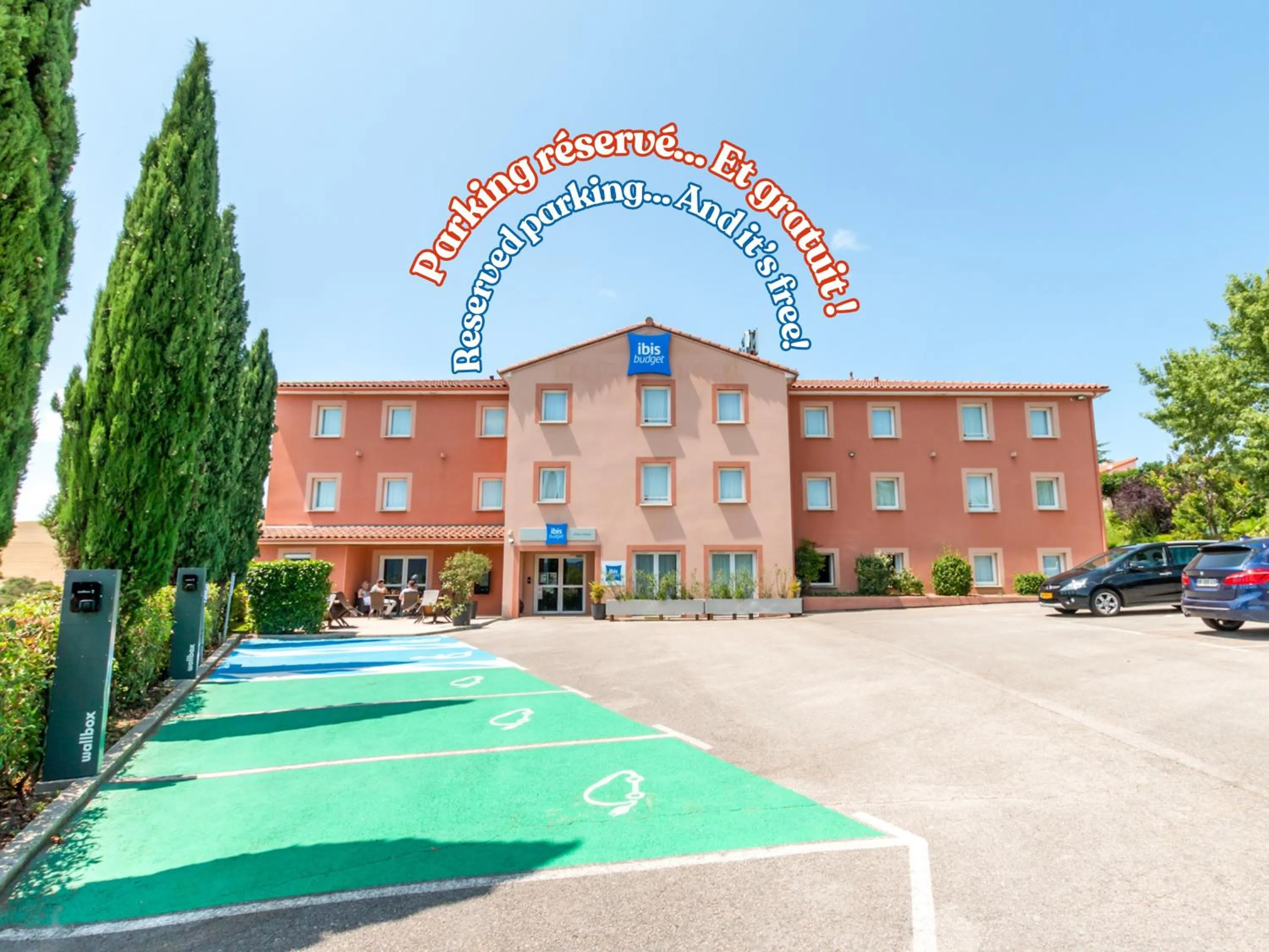 Parking in ibis Budget Millau Viaduc