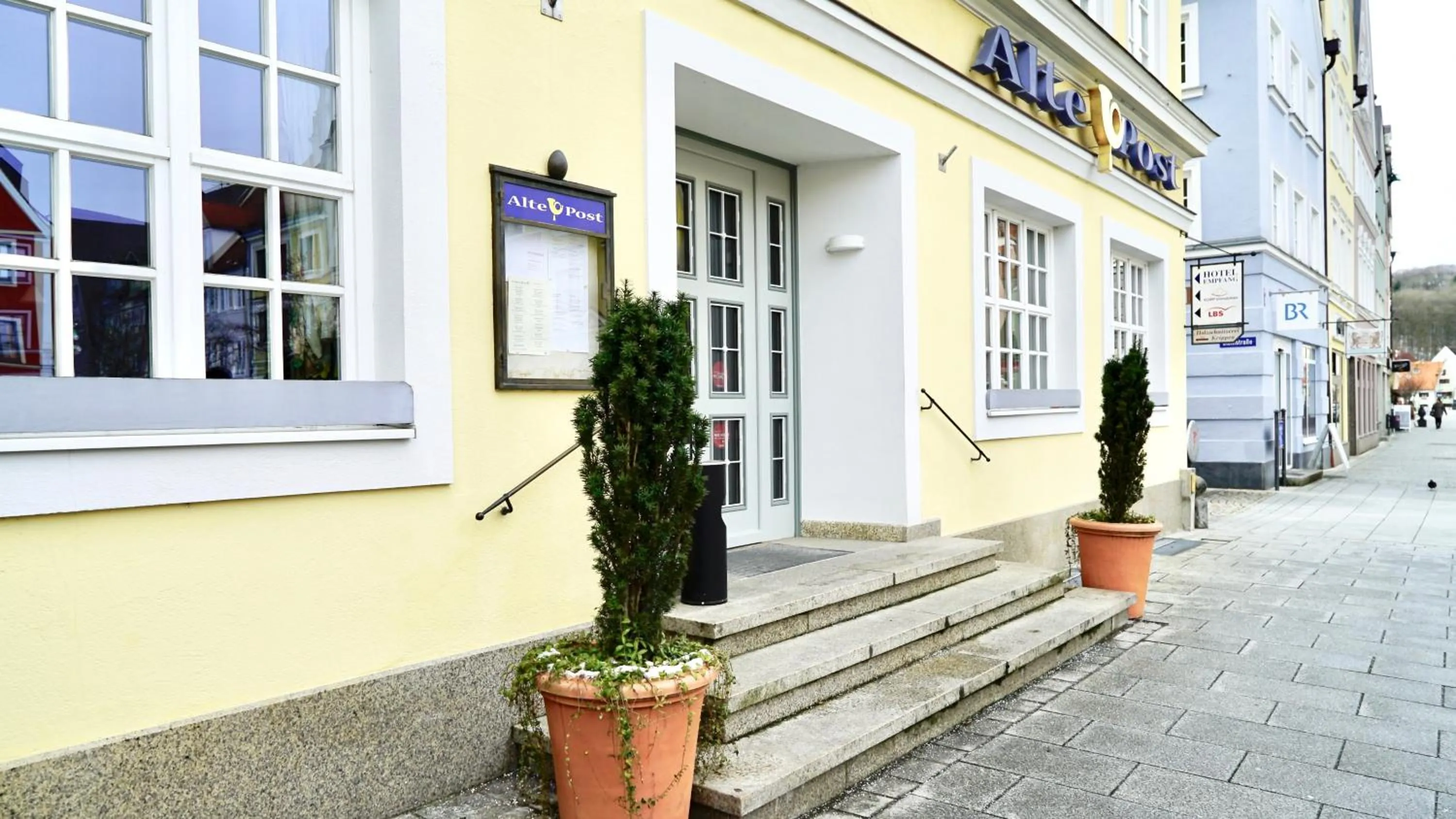 Property building in Hotel Alte Post