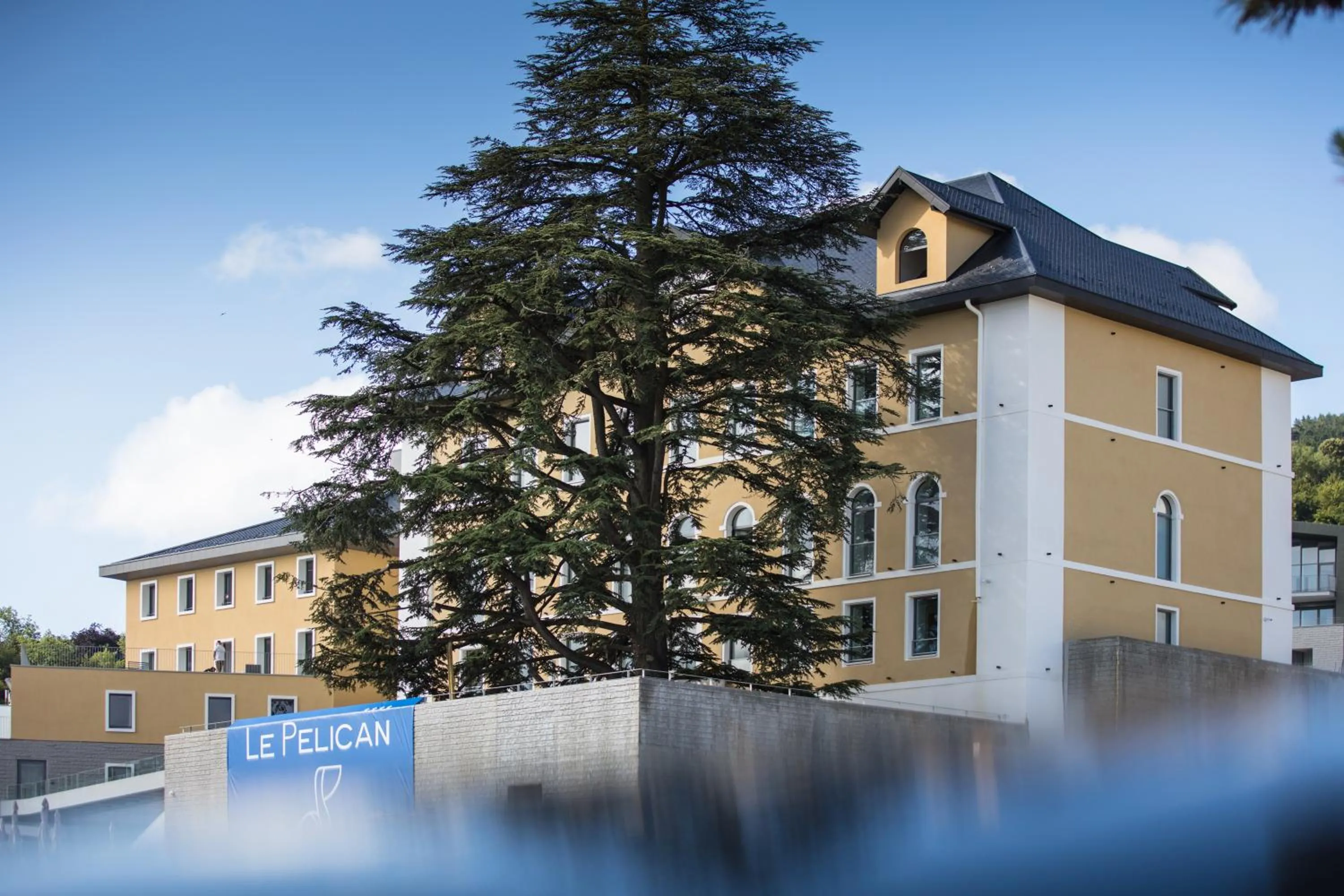 Property building in Le Pélican