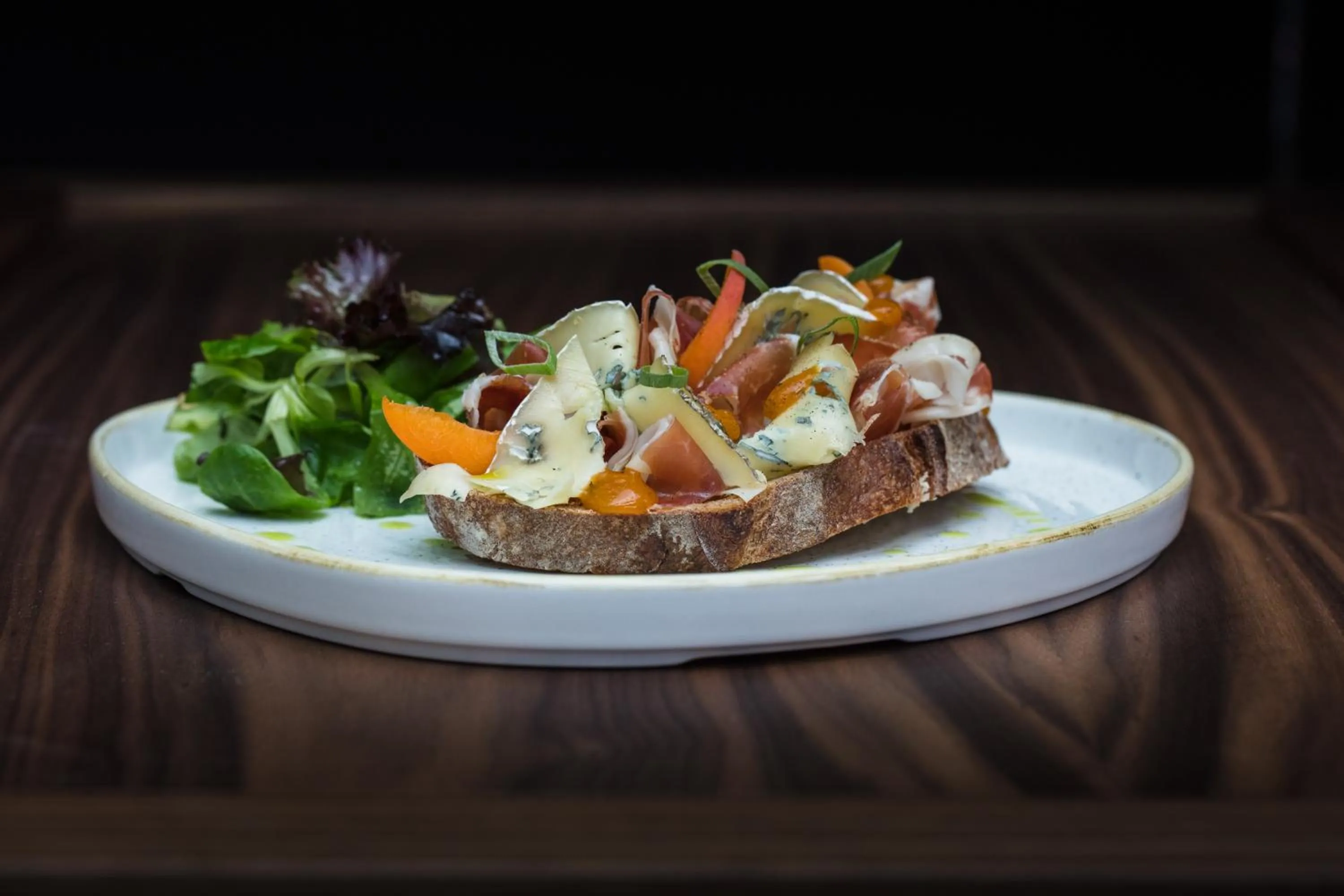 Restaurant/places to eat in Le Pélican