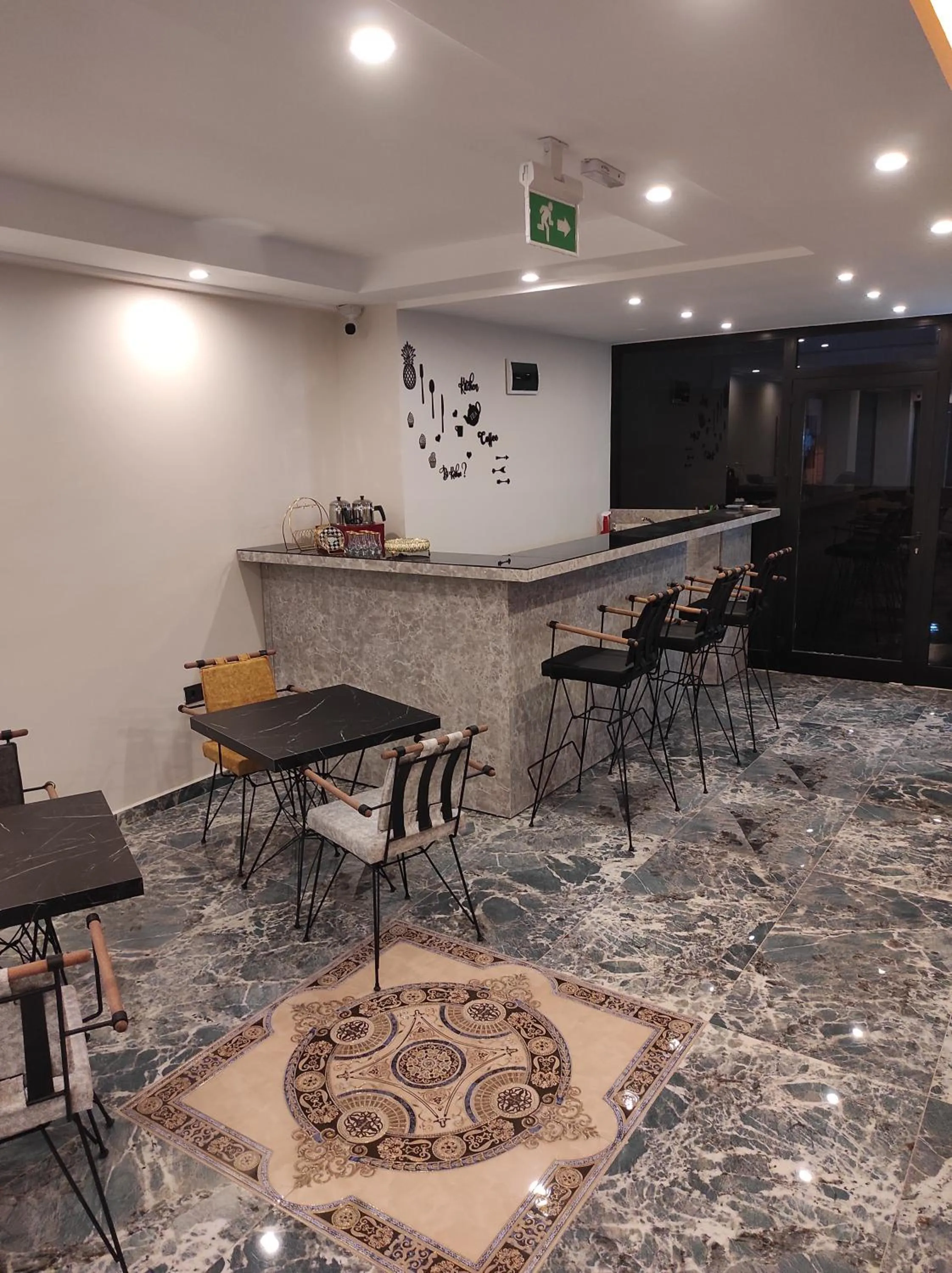 Lounge or bar in KALİSPERA HOTEL