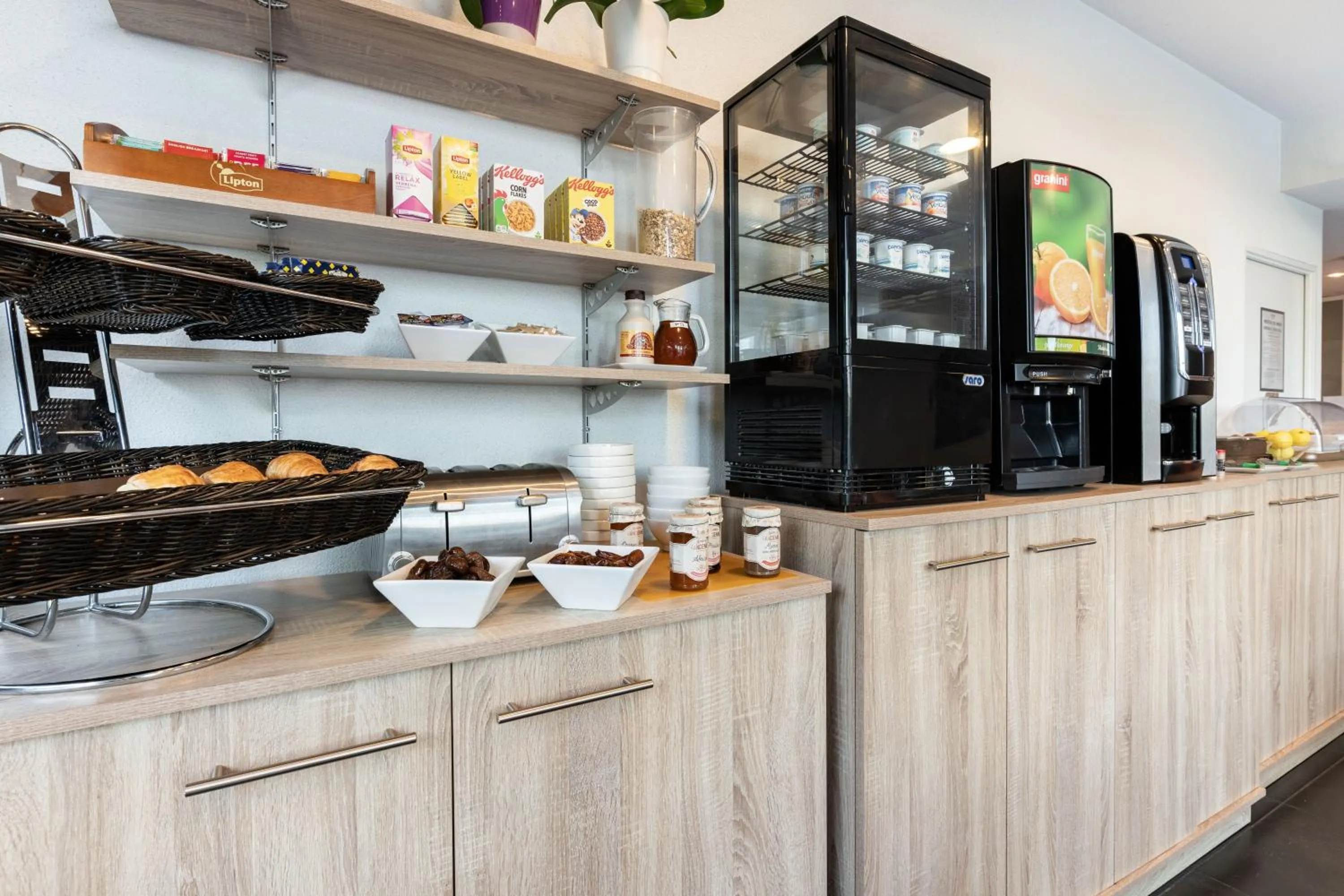 Breakfast in All Suites Le Teich – Bassin d’Arcachon