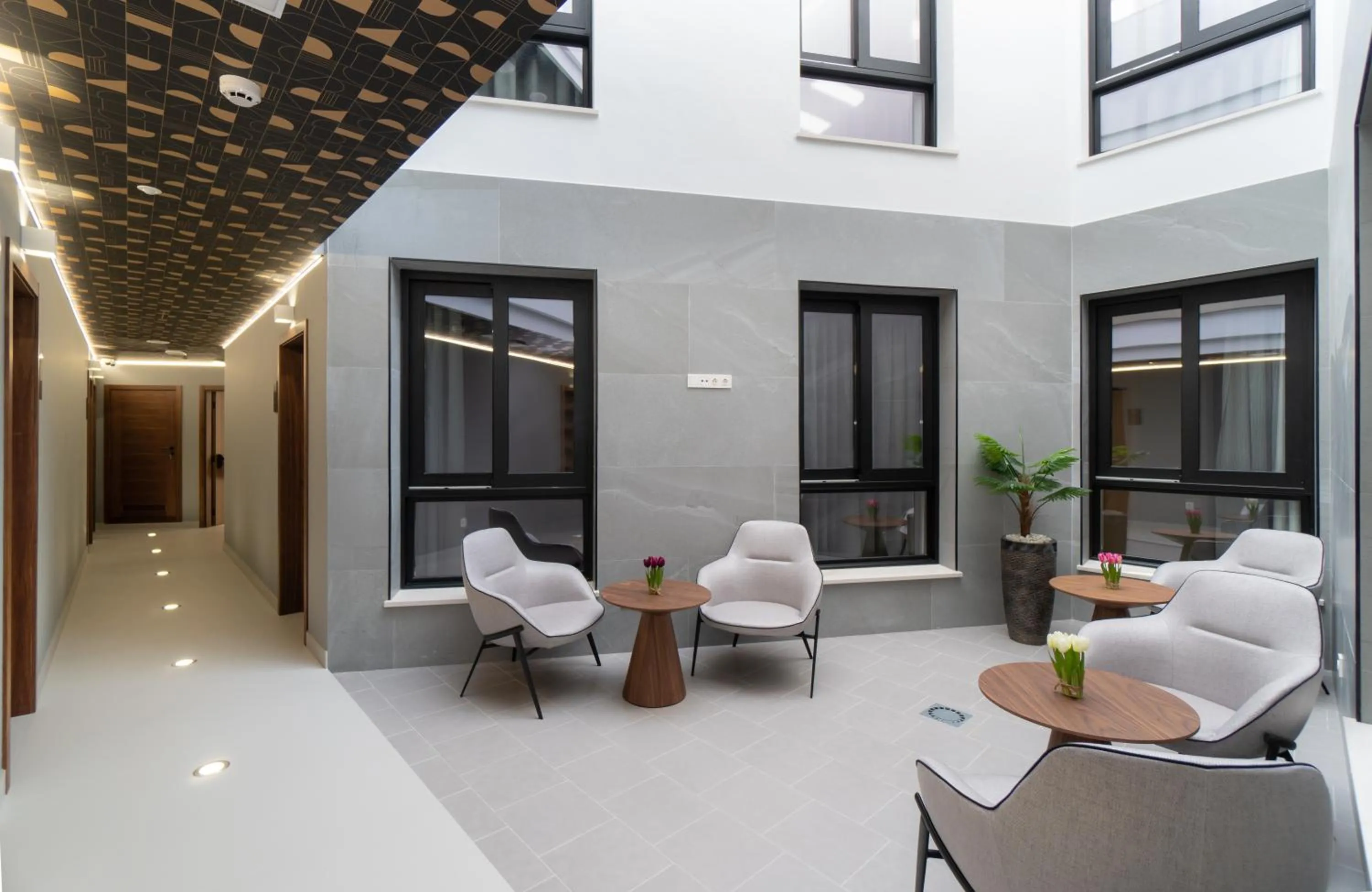 Patio in Hotel Perla del Sur