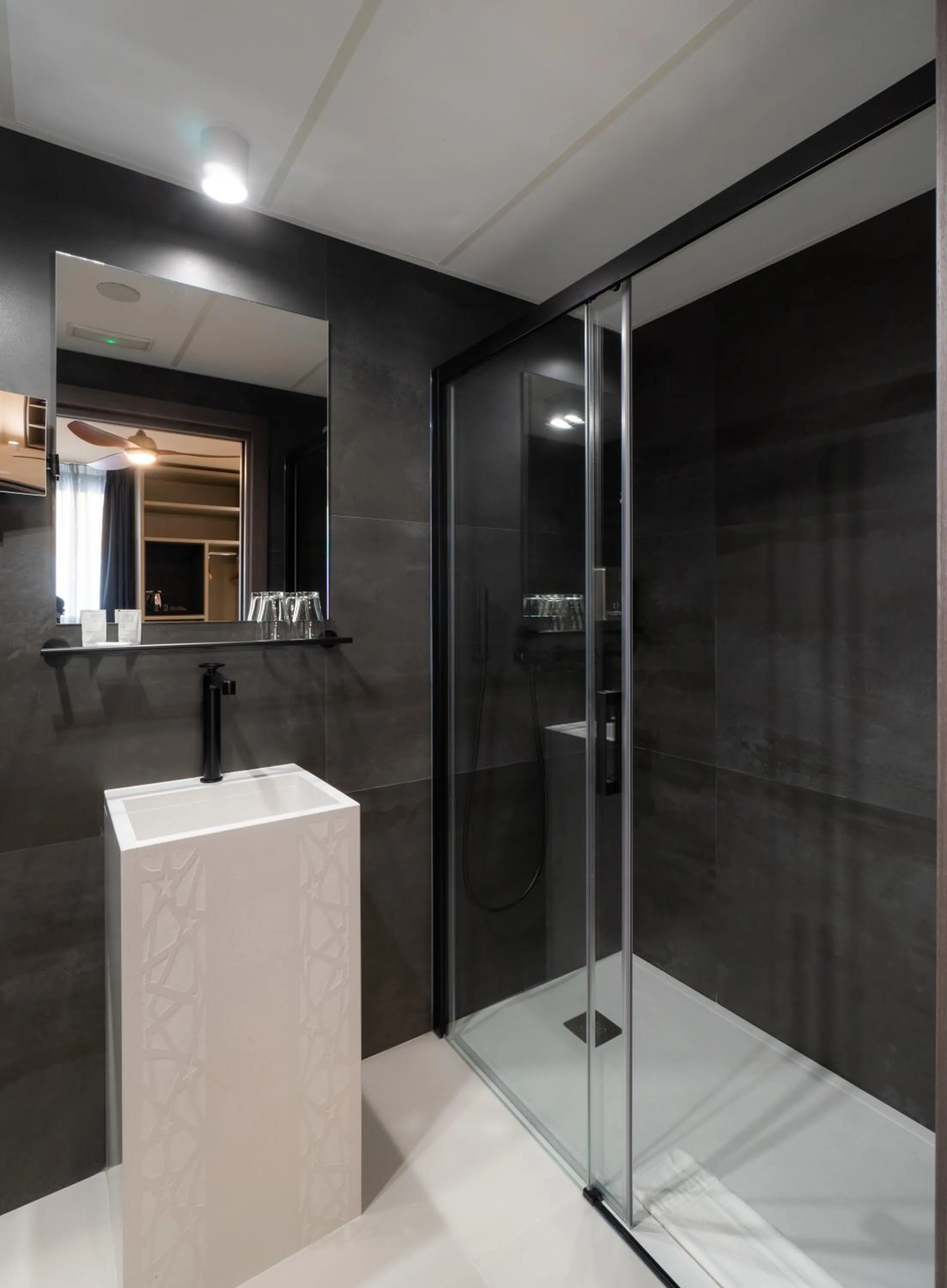 Bathroom in Hotel Perla del Sur